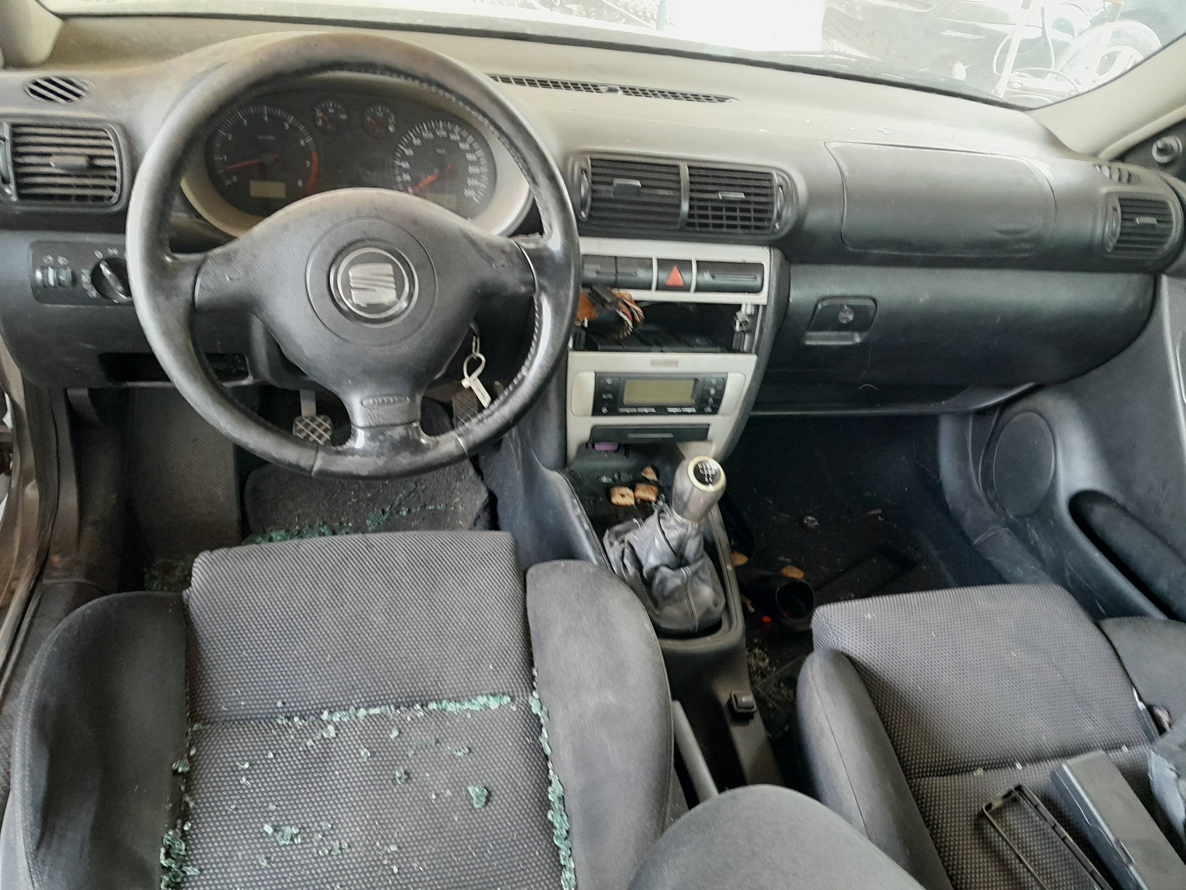 SEAT Leon 1 generation (1999-2005) Зеркало передней левой двери 1M0857933A 25279223