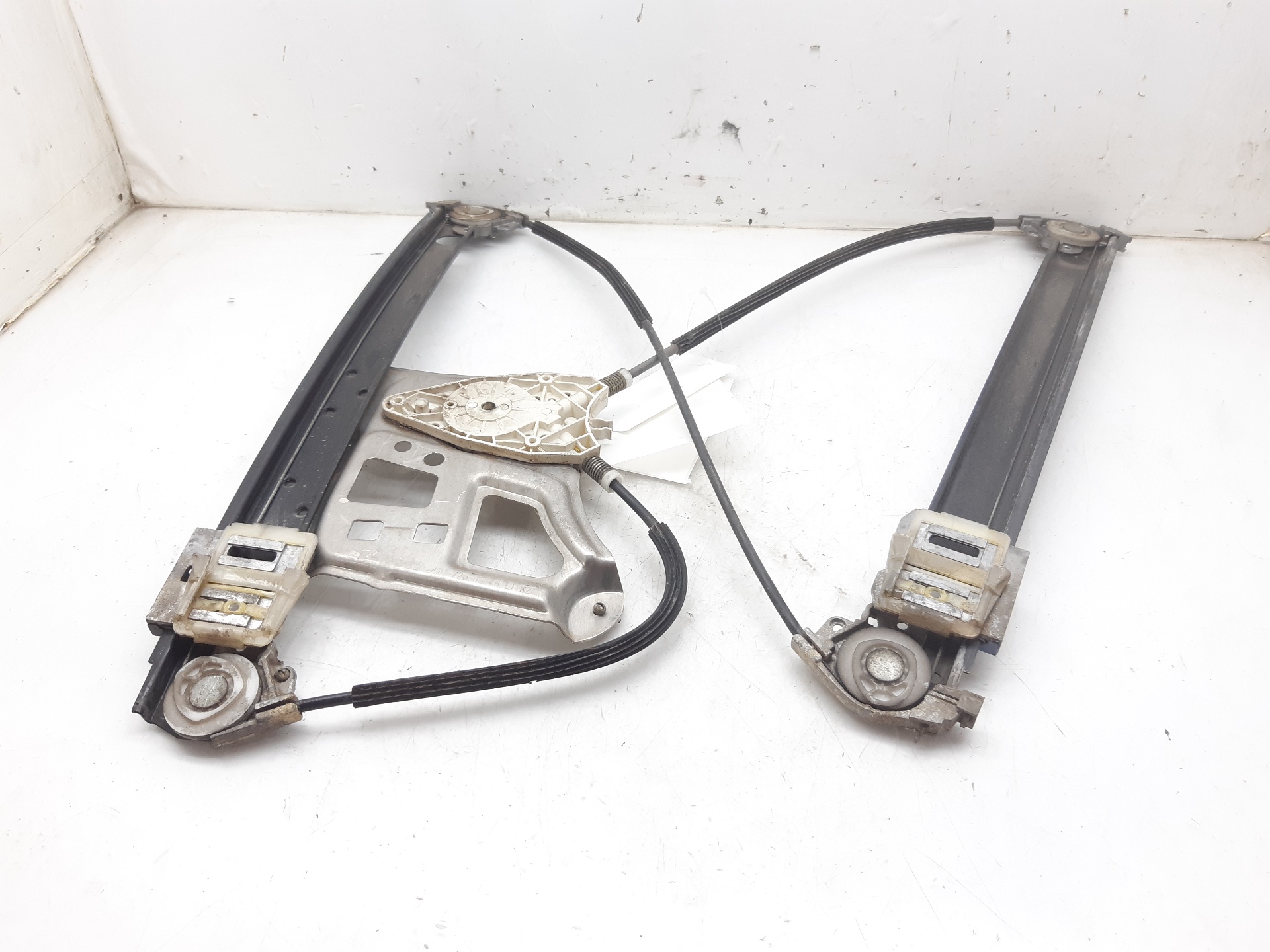 MERCEDES-BENZ S-Class W116 (1972-1980) Lève-vitre de porte avant gauche A2207200346 18695357