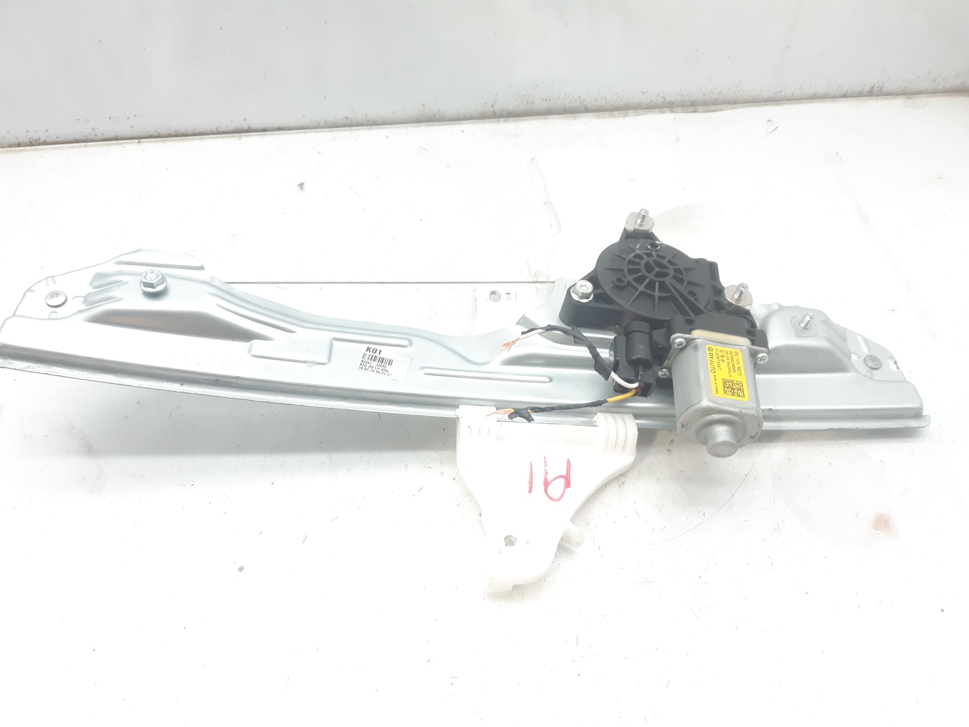 HYUNDAI Kona 1 generation (2017-2024) Rear left door window lifter 83401J9000 24109713