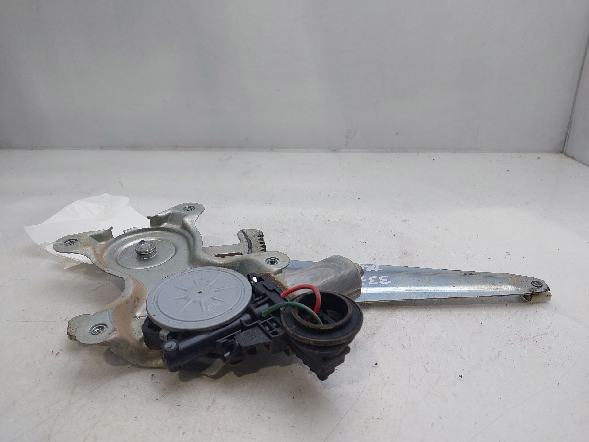 TOYOTA RAV4 2 generation (XA20) (2000-2006) Bakre høyre dør vindusregulator 8572035140 23651879