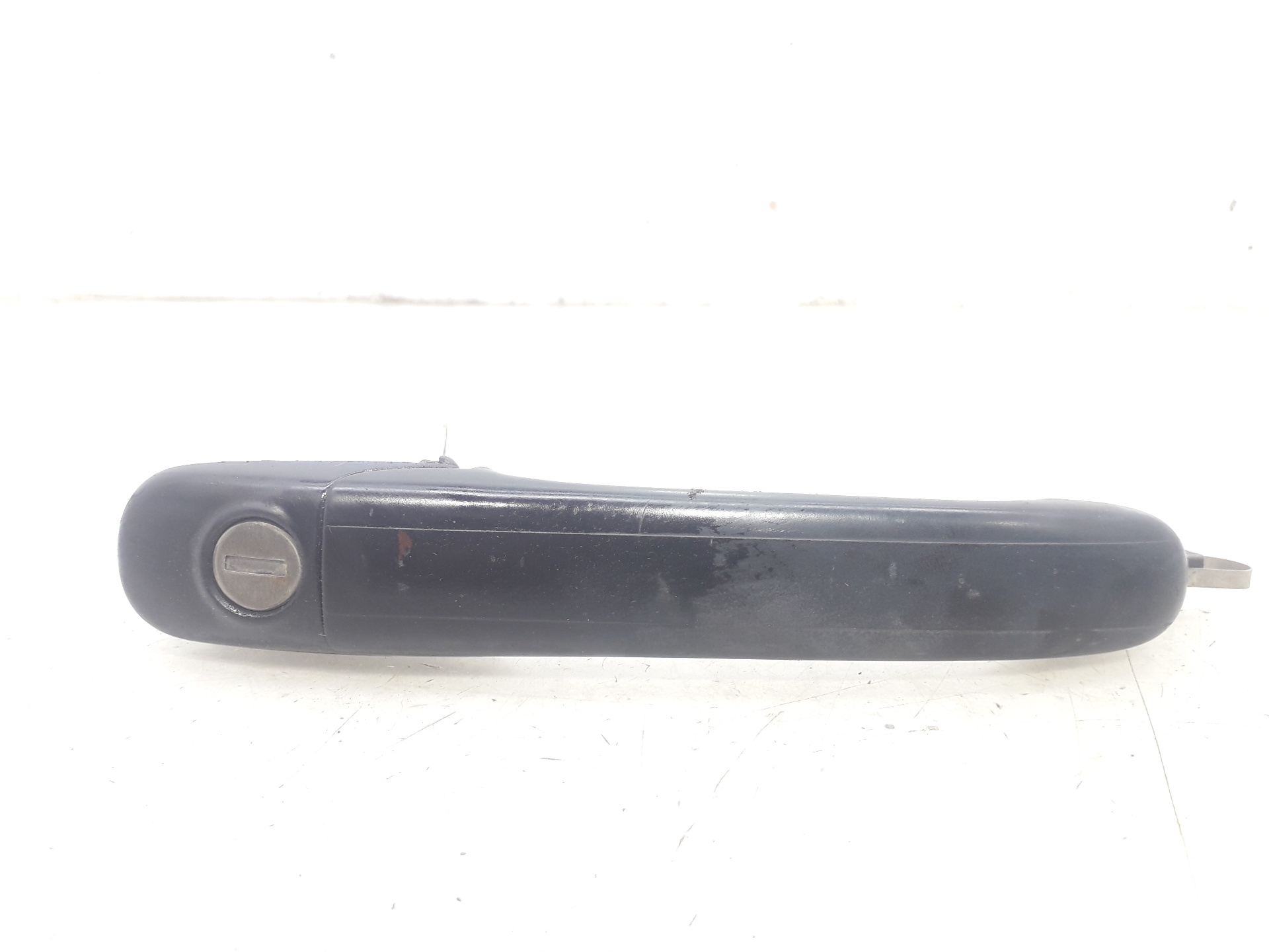 VOLKSWAGEN Polo 3 generation (1994-2002) Наружная ручка передней левой двери 6N0837207C 18802873