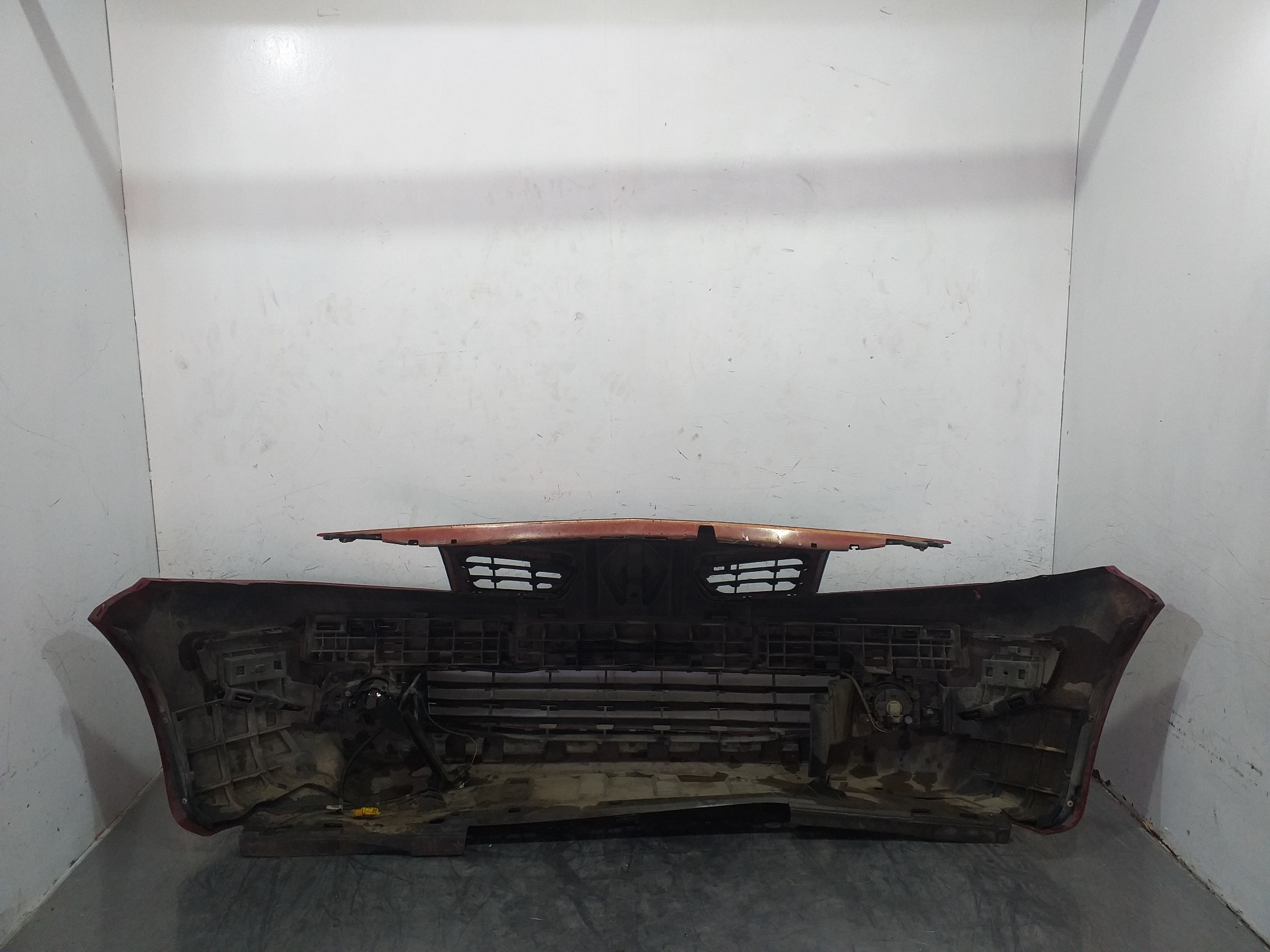 RENAULT Megane 2 generation (2002-2012) Priekšējais bamperis 620223579R 27298074