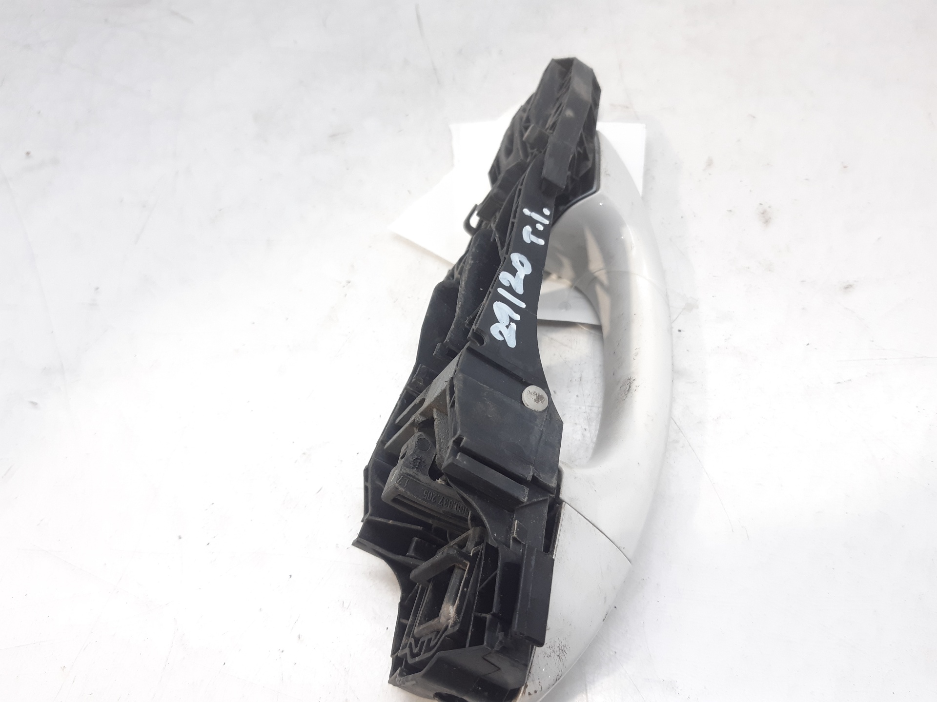 SEAT Leon 3 generation (2012-2020) Rear Left Door Exterior Handle 5G0837205N 22468198