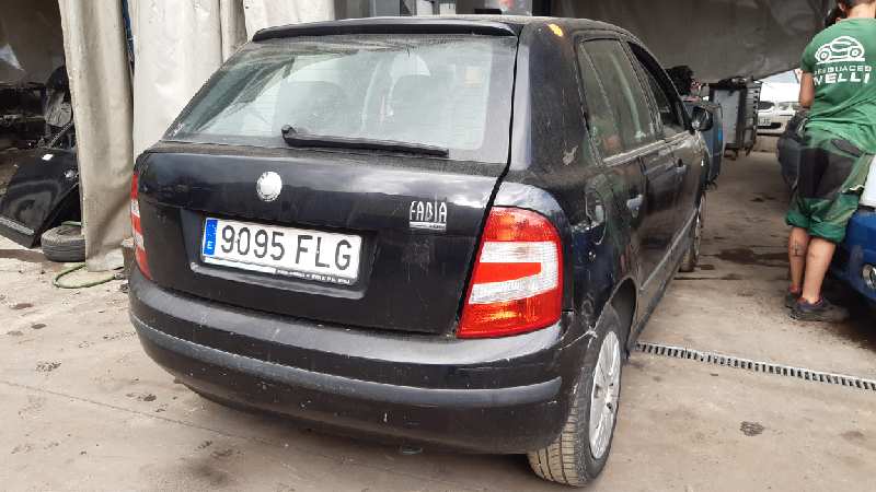 SKODA Fabia 6Y (1999-2007) Другая деталь 6Q0820411K 18558206