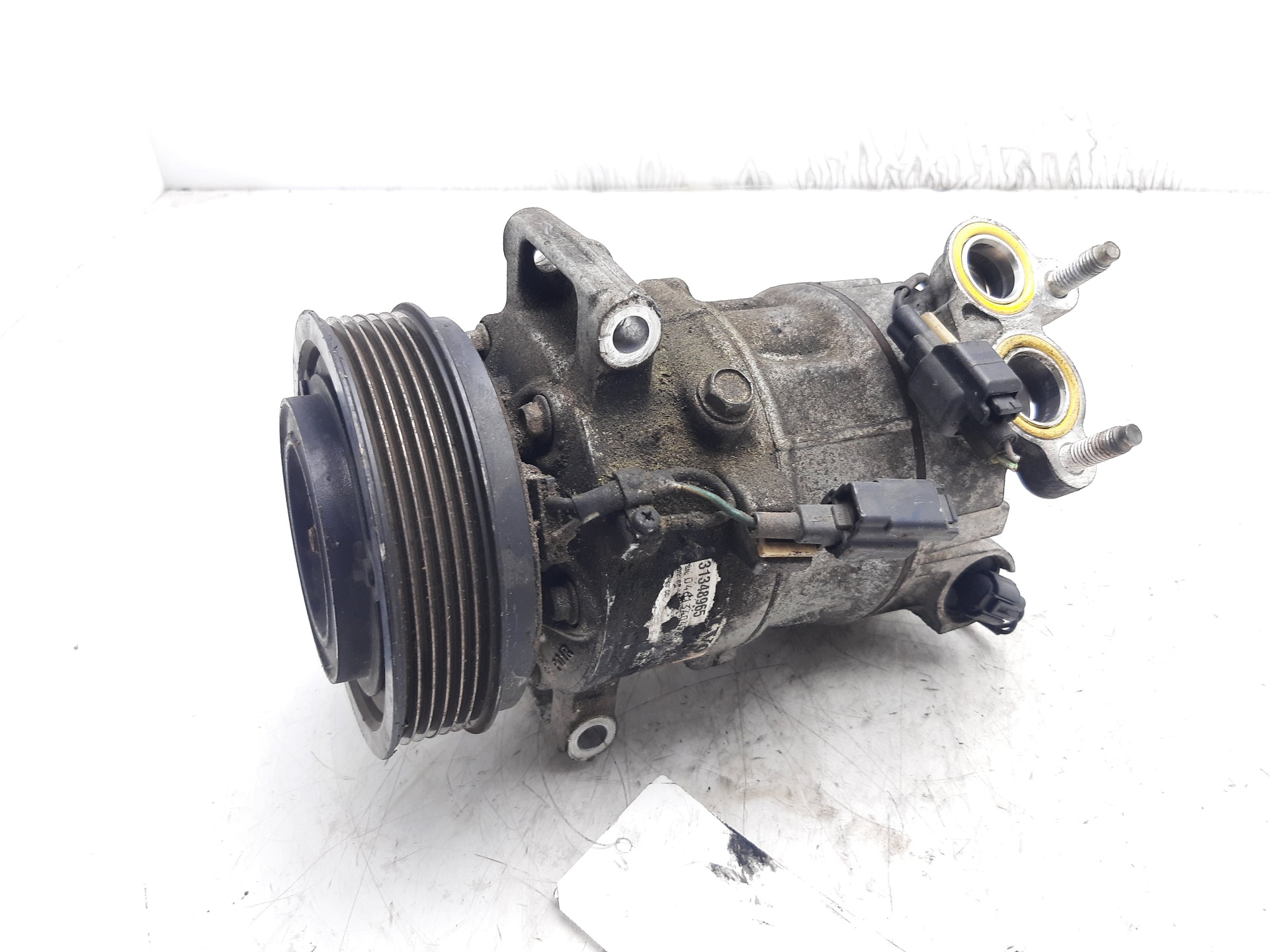 VOLVO V40 2 generation (2012-2020) Air Condition Pump 31348965,5PUERTAS 26651743