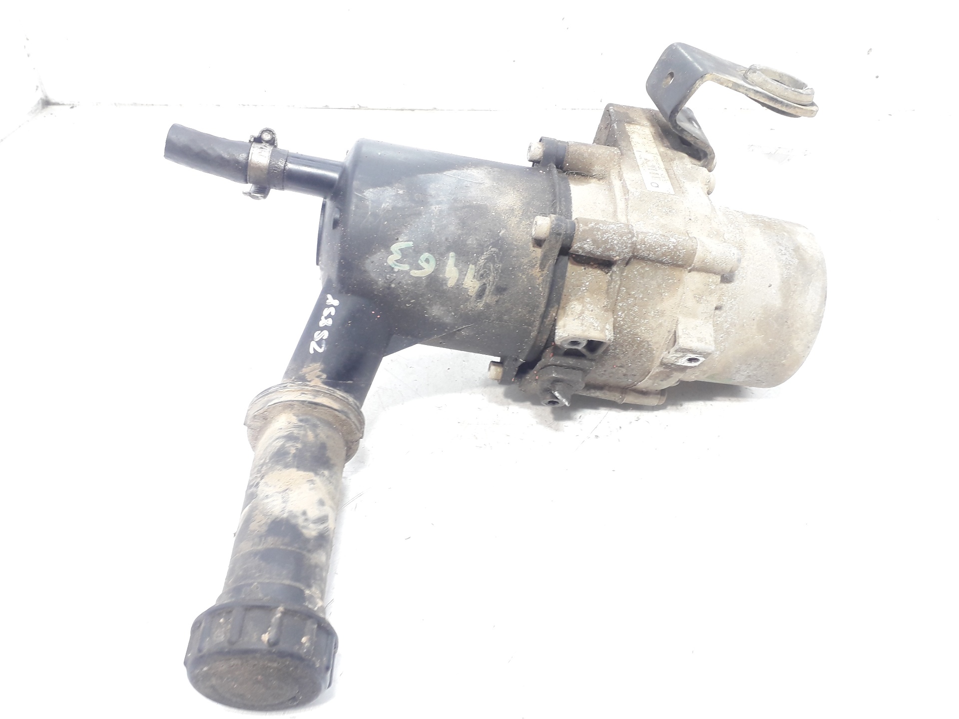 CITROËN C4 1 generation (2004-2011) Power Steering Pump 9657613580 22019212