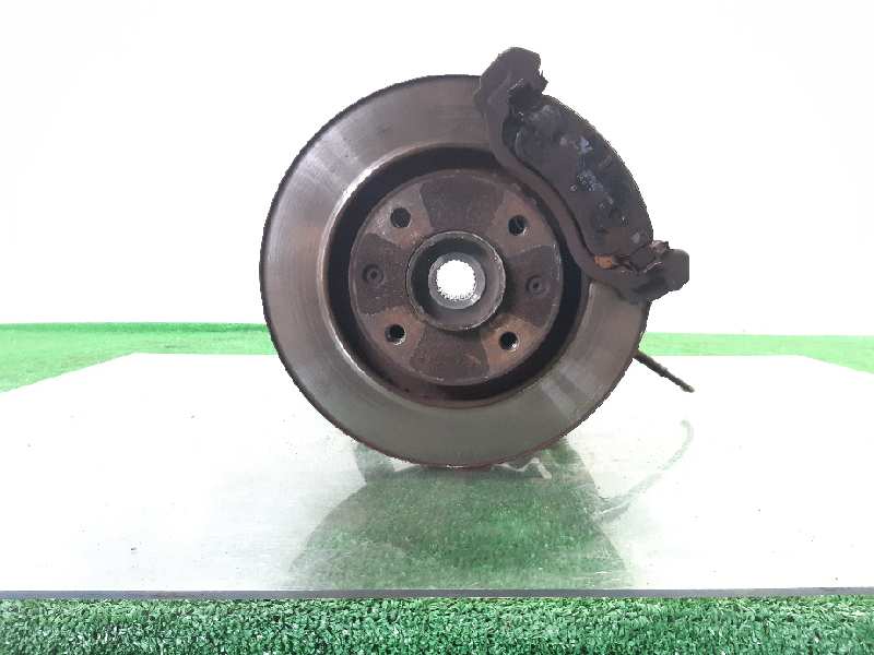 CITROËN Xsara Picasso 1 generation (1999-2010) Front Left Wheel Hub 364654 22042734