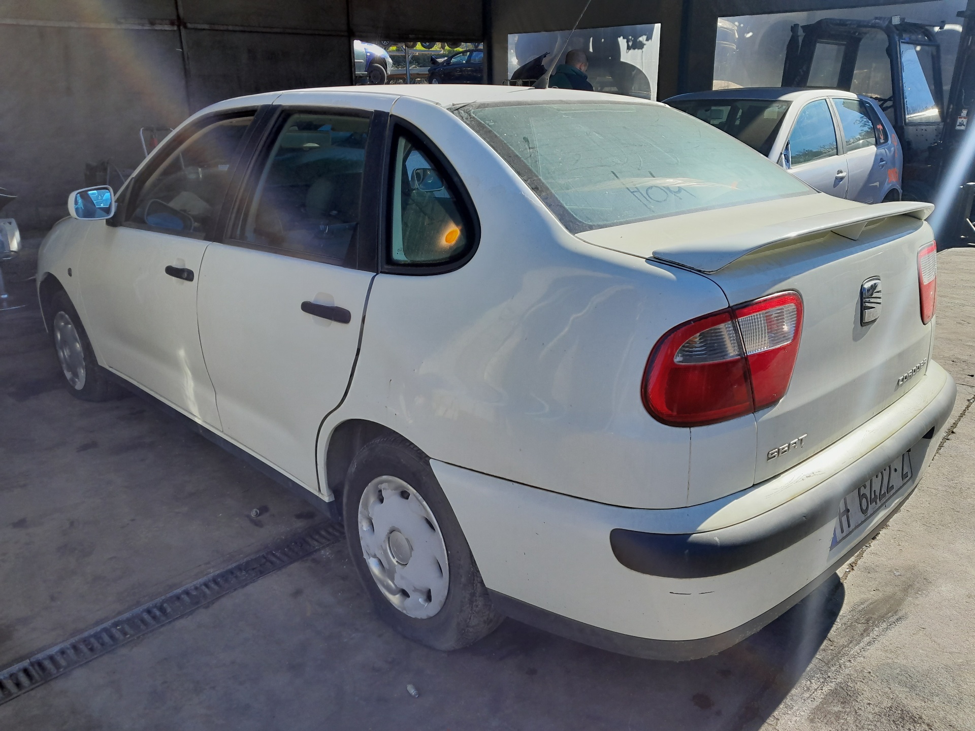 SEAT Ibiza 2 generation (1993-2002) Priekšējo kreiso durvju logu pacēlāja slēdži 6H0959855A 20198172