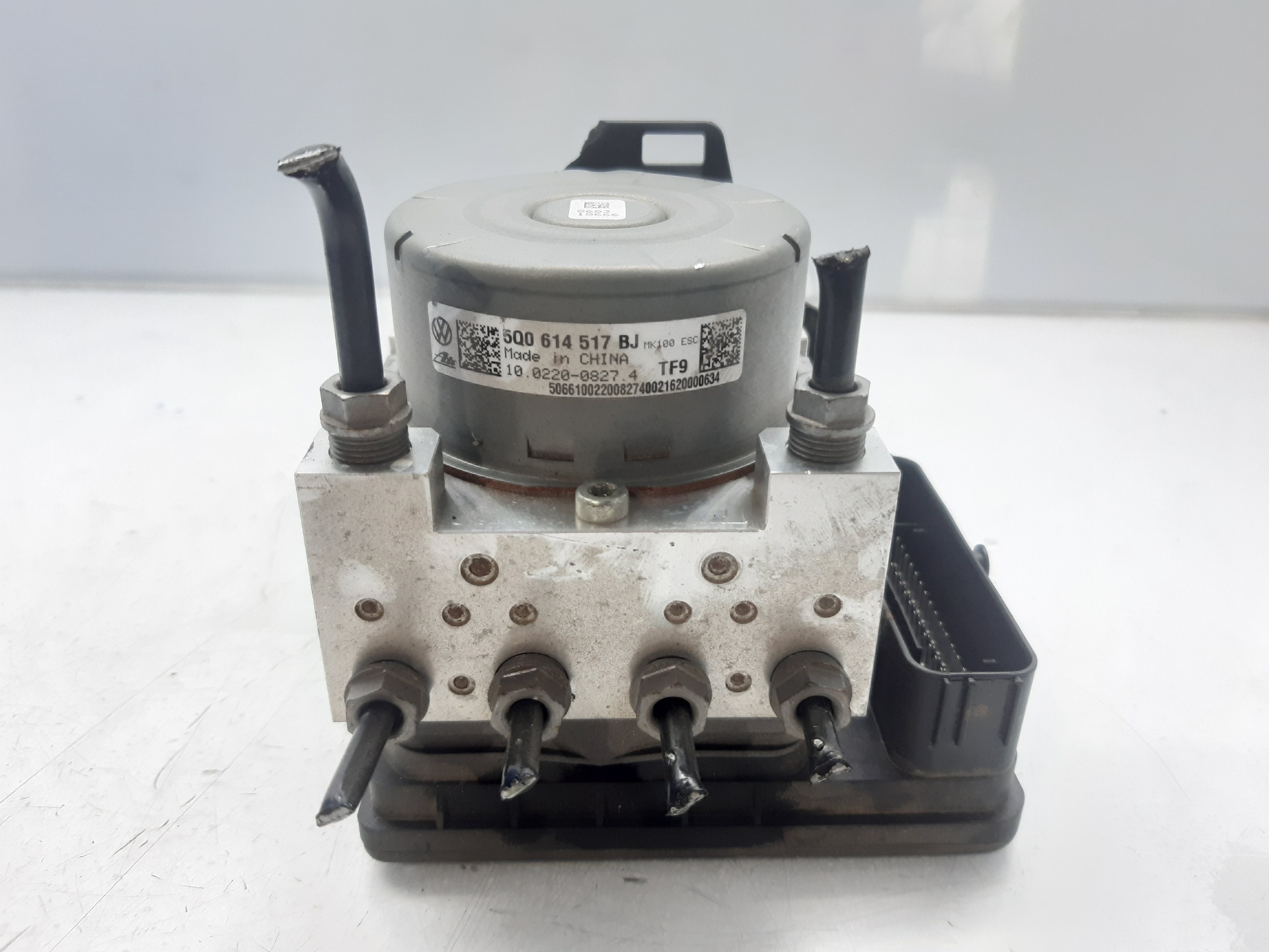 VOLKSWAGEN Touran 3 generation (2015-2023) ABS pumpe 5Q0614517BJ 24111622