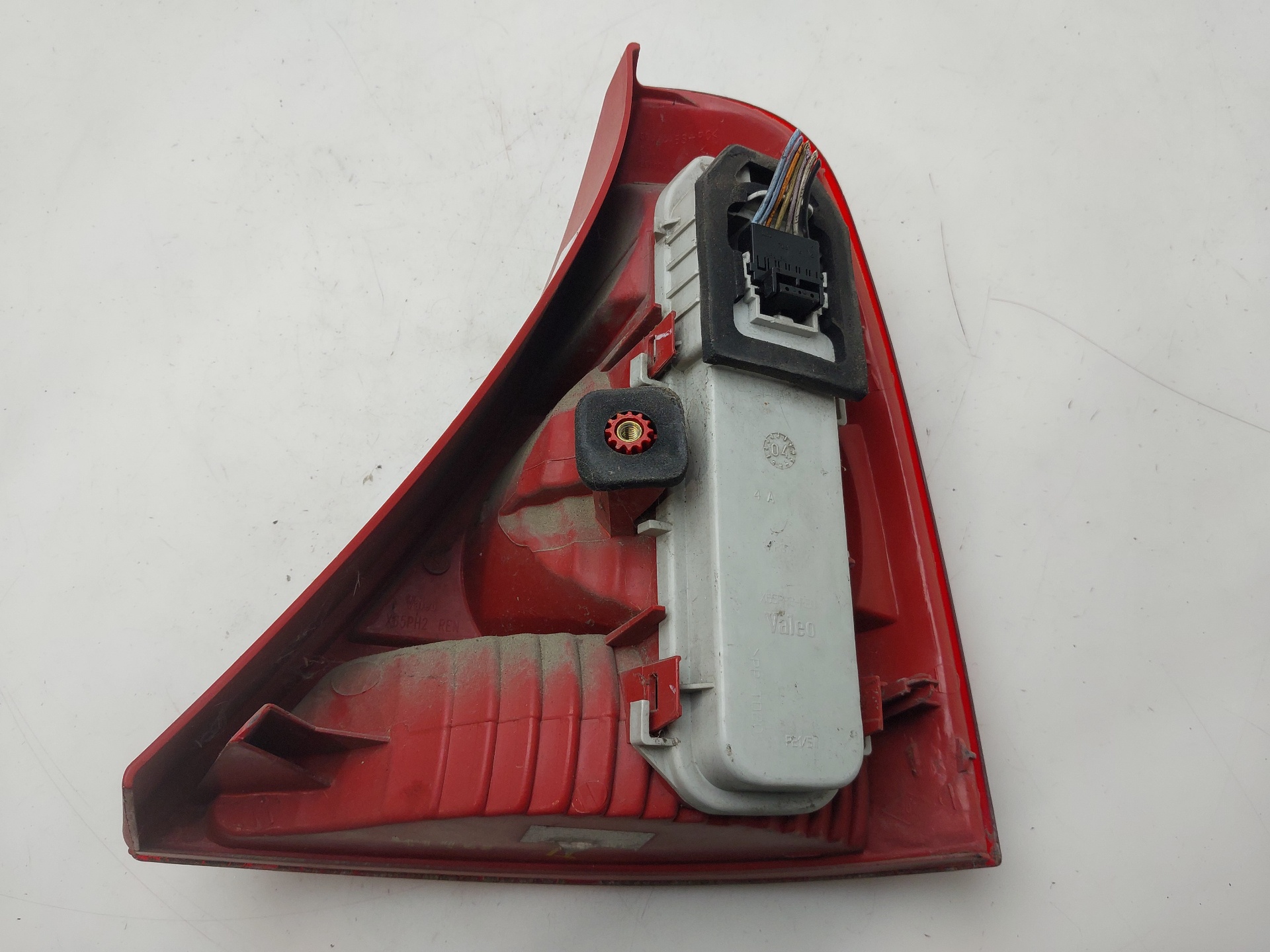 Rear lamp lh K9K704 8200071413 de Renault Clio ii furgón (sb0/1/2_) 1998-0 65 CV - pieza usada