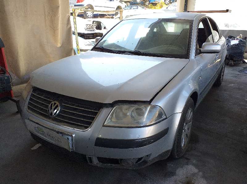 VOLKSWAGEN Passat B5 (1996-2005) Galinių dešinių durų išorinė rankenėlė 3B0837207GFKZ 20194793