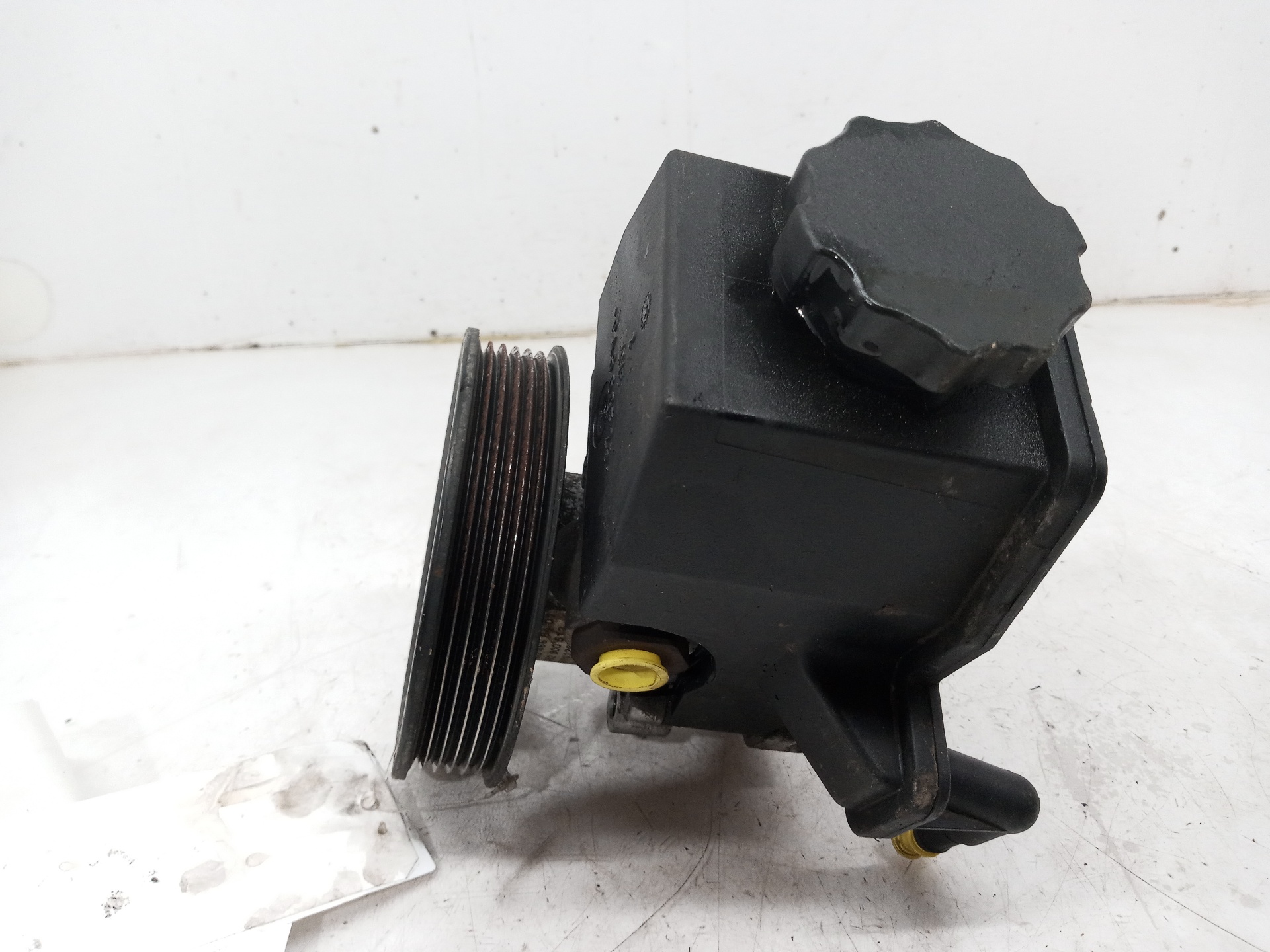 MERCEDES-BENZ C-Class W203/S203/CL203 (2000-2008) Power Steering Pump A0024668401 24112112