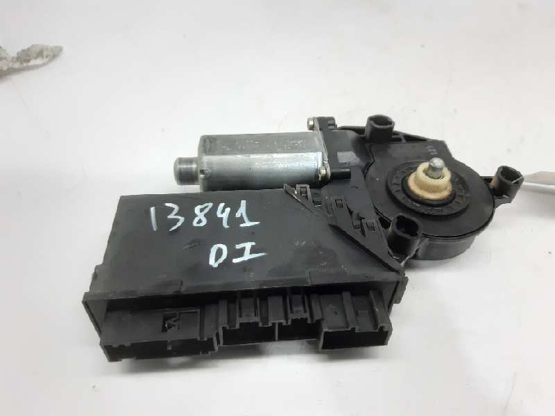 VOLKSWAGEN Touareg 1 generation (2002-2010) Front Left Door Window Regulator Motor 7L0959701 20176591