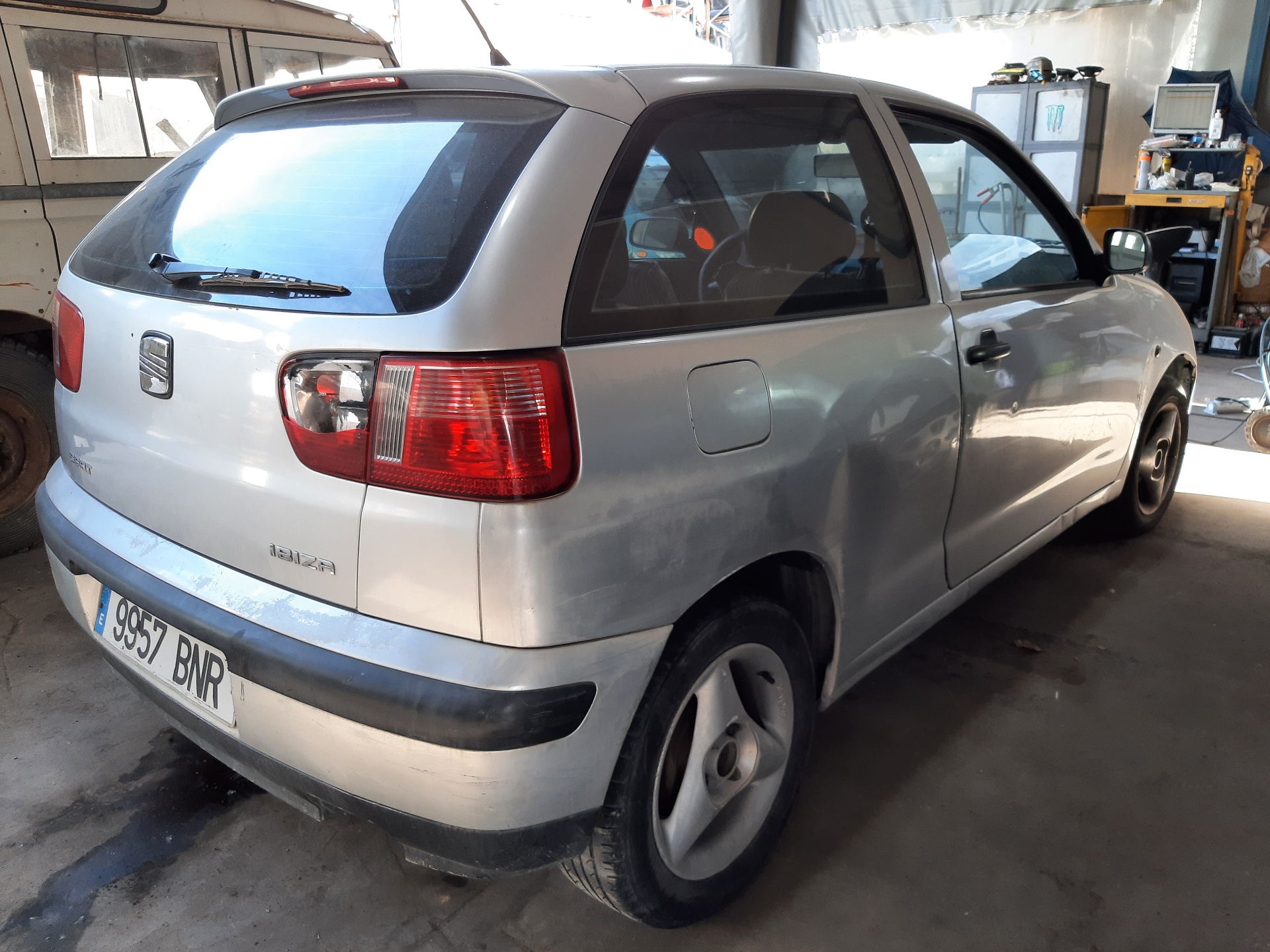 SEAT Ibiza 2 generation (1993-2002) Gaisa plūsmas mērītājs 55350048 24055396