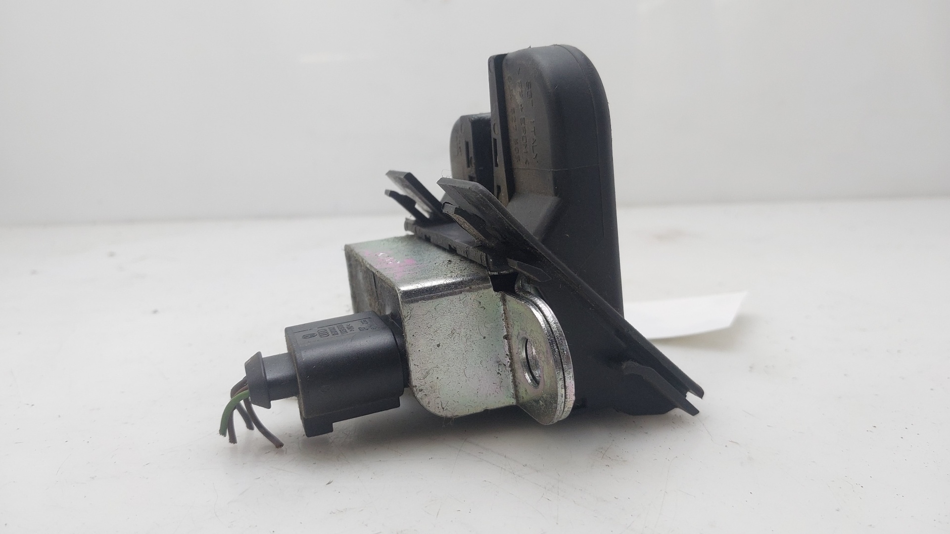 SEAT Ibiza 4 generation (2008-2017) Tailgate Boot Lock 6J4827505 25578091