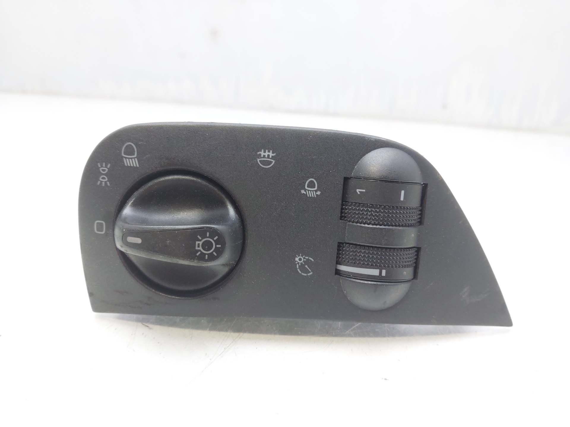 LEXUS Ibiza 2 generation (1993-2002) Headlight Switch Control Unit 6K1941531B 22326567