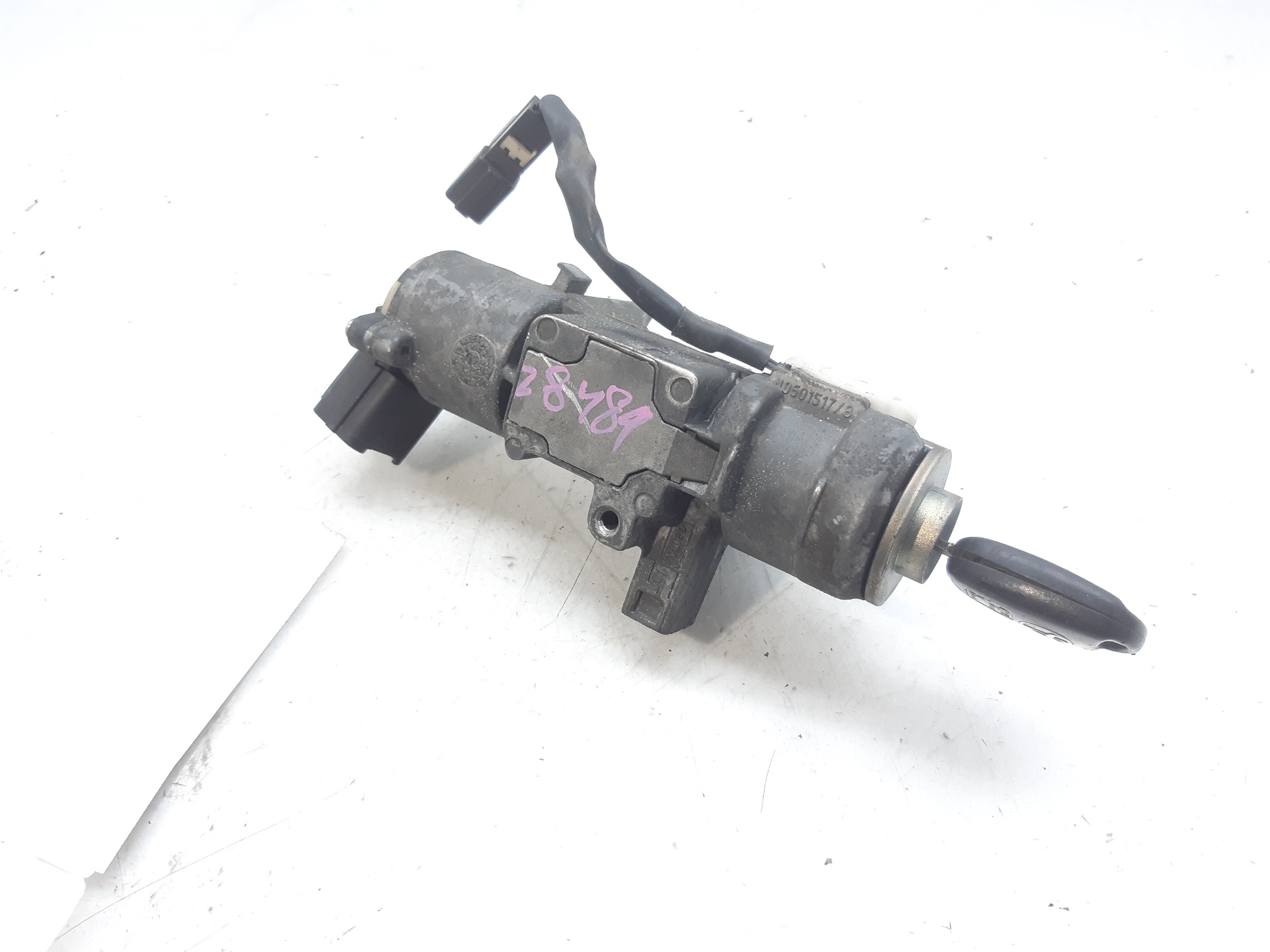 TOYOTA Avensis 2 generation (2002-2009) Ignition Lock 450200504 20993008