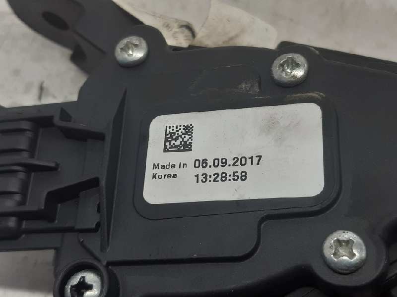 KIA Cee'd 2 generation (2012-2018) Другие кузовные детали 327003XXXX 18638454