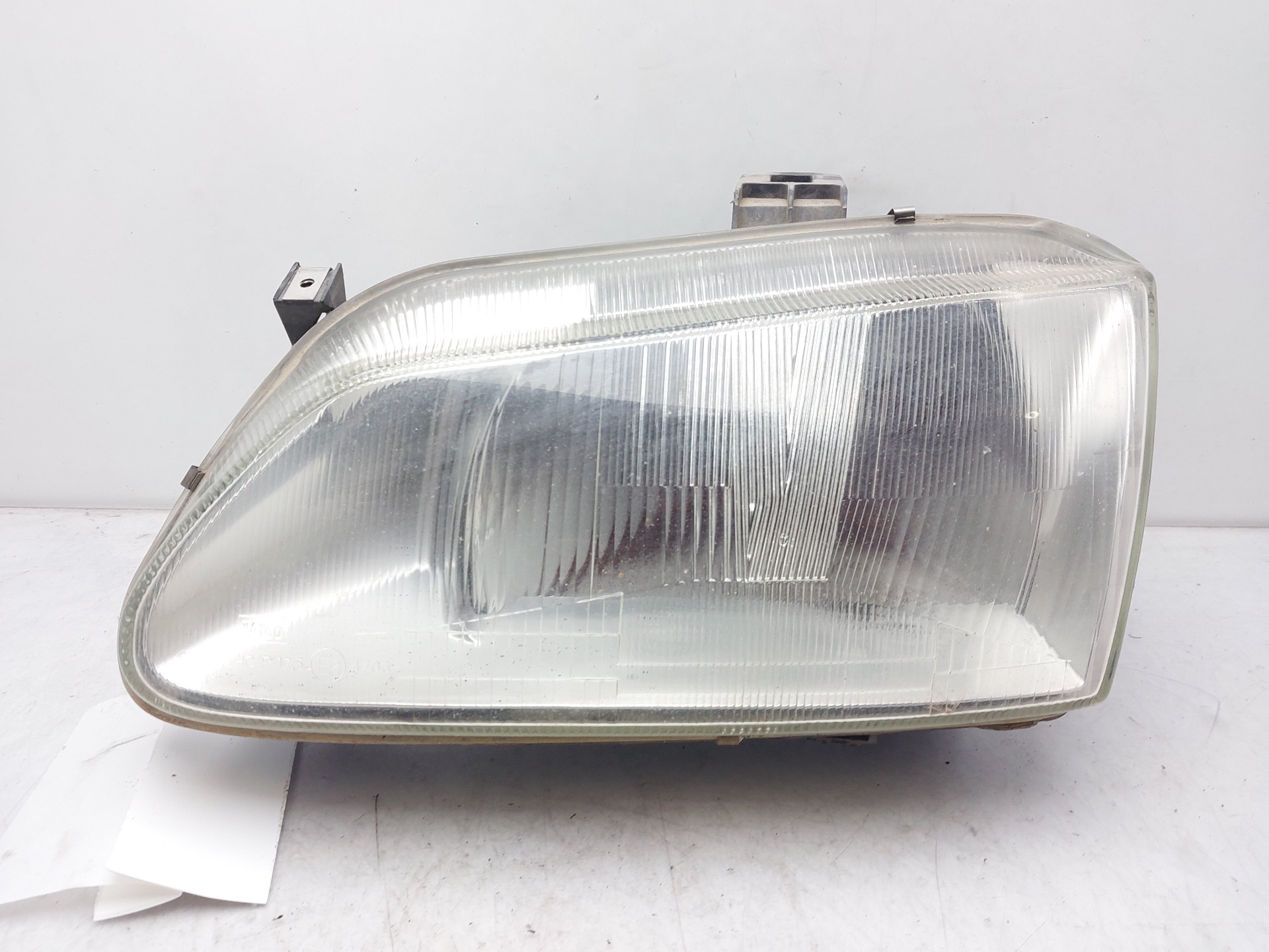 KIA Megane 1 generation (1995-2003) Front Left Headlight 260605784R 24123335