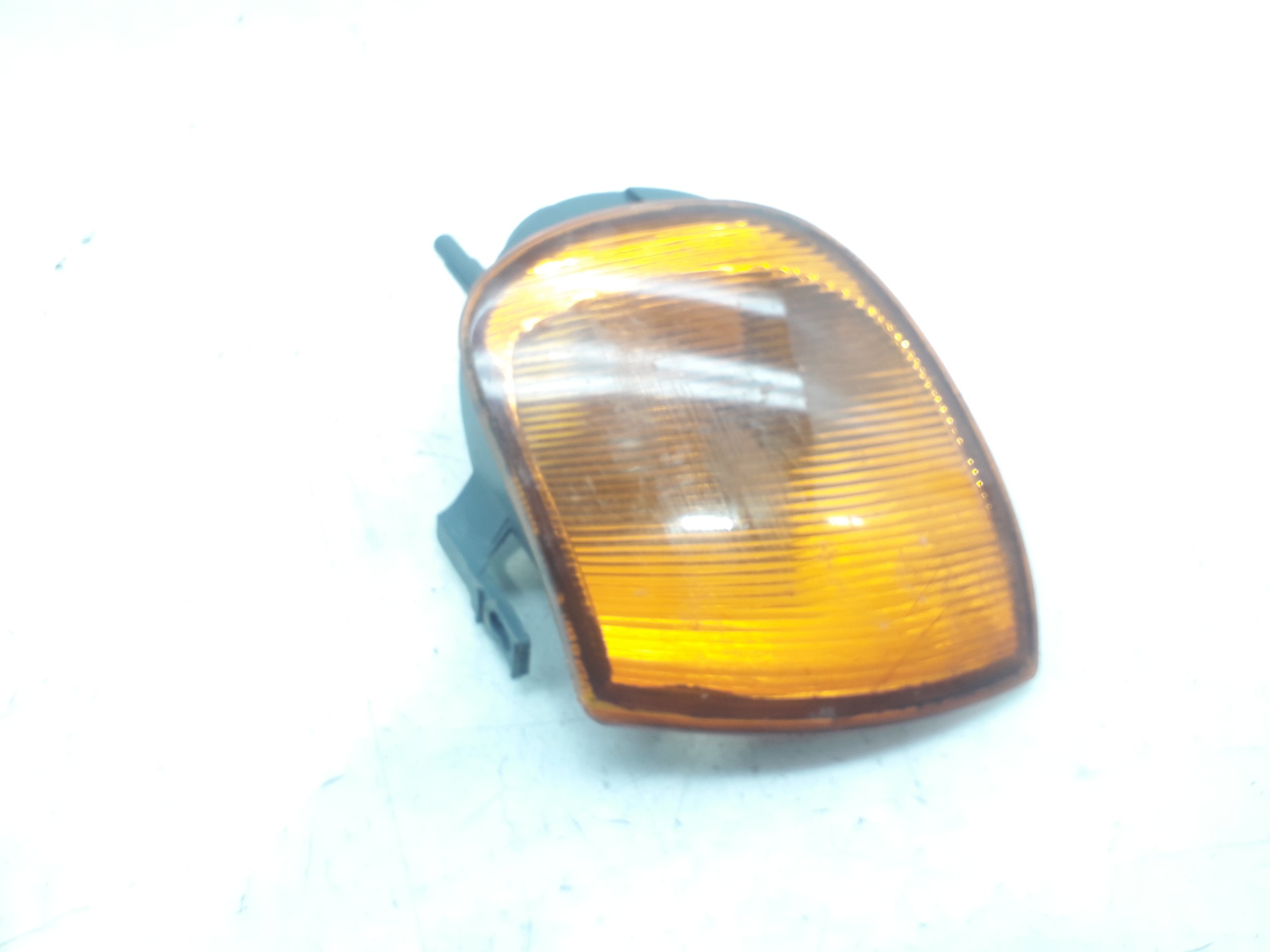 VOLKSWAGEN Polo 3 generation (1994-2002) Indicator semnalizare stânga față 3A0949101B 18796086