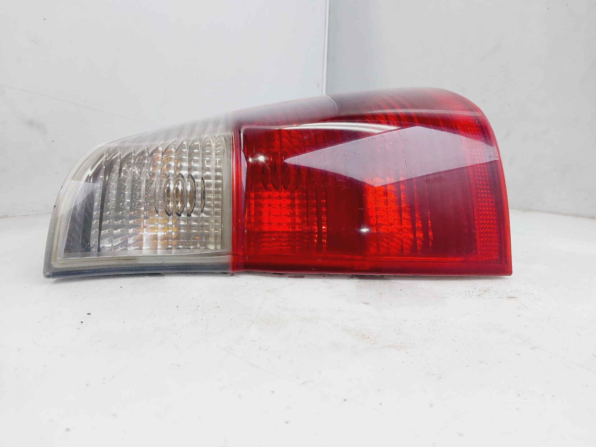 FORD Fiesta 4 generation (1996-2002) Rear Right Taillight Lamp 63217164472 25576193