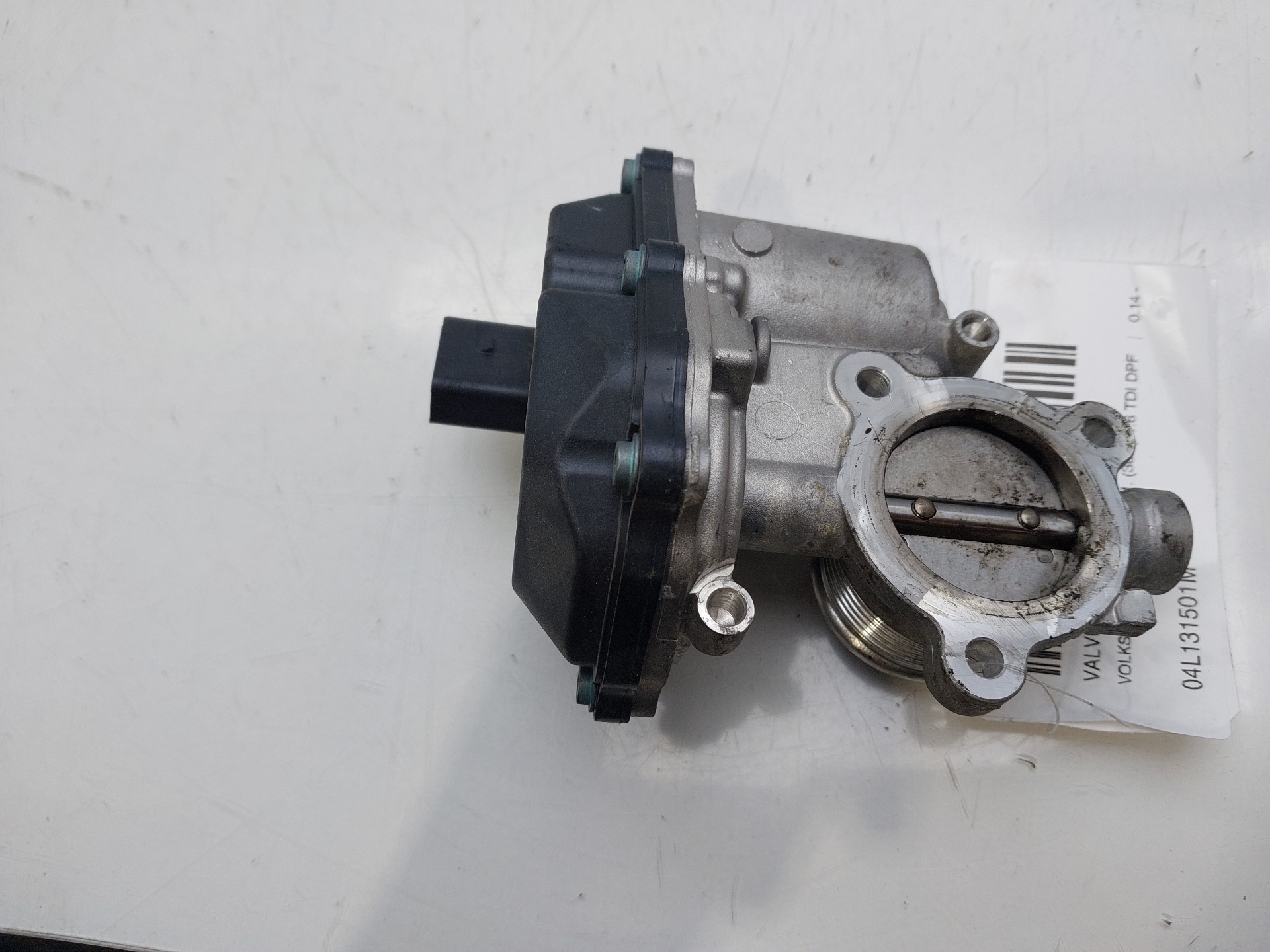 VOLKSWAGEN Passat B8 (2014-2023) EGR Valve 04L131501M 21186994