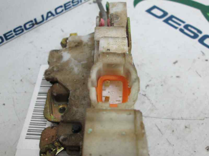 NISSAN Navara D22 (1997-2005) Front Right Door Lock 805025P01A 18345900