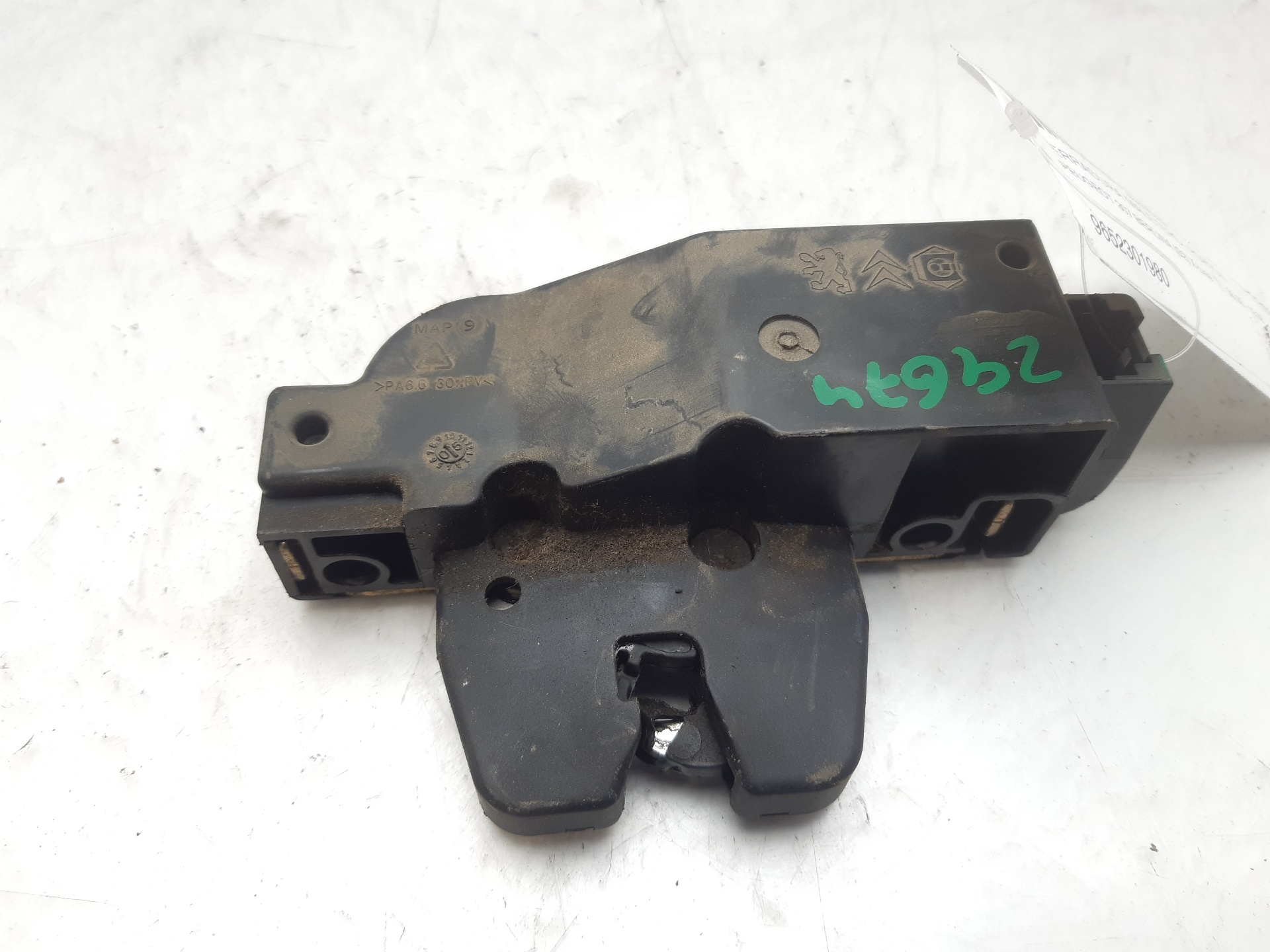 PEUGEOT 307 1 generation (2001-2008) Tailgate Boot Lock 9652301980 22470402