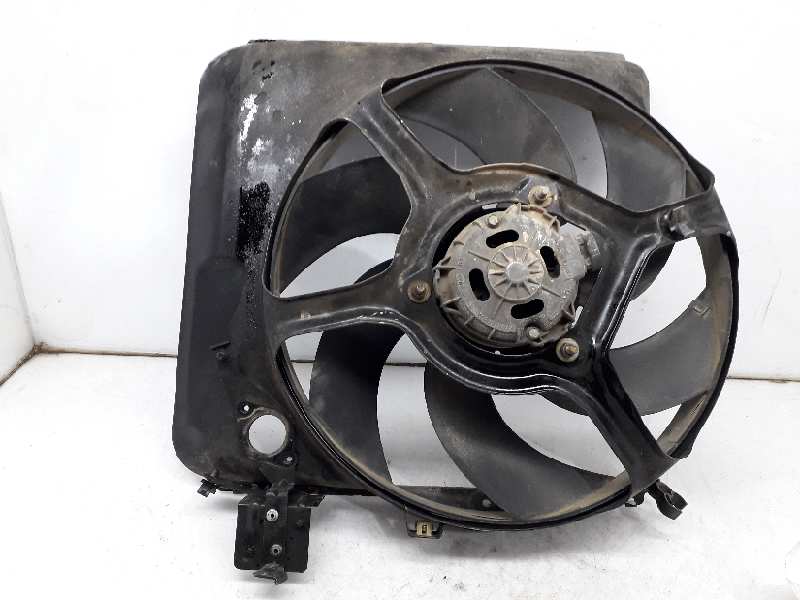 RENAULT Clio 1 generation (1990-1998) Diffuser Fan 7700784652 24883687