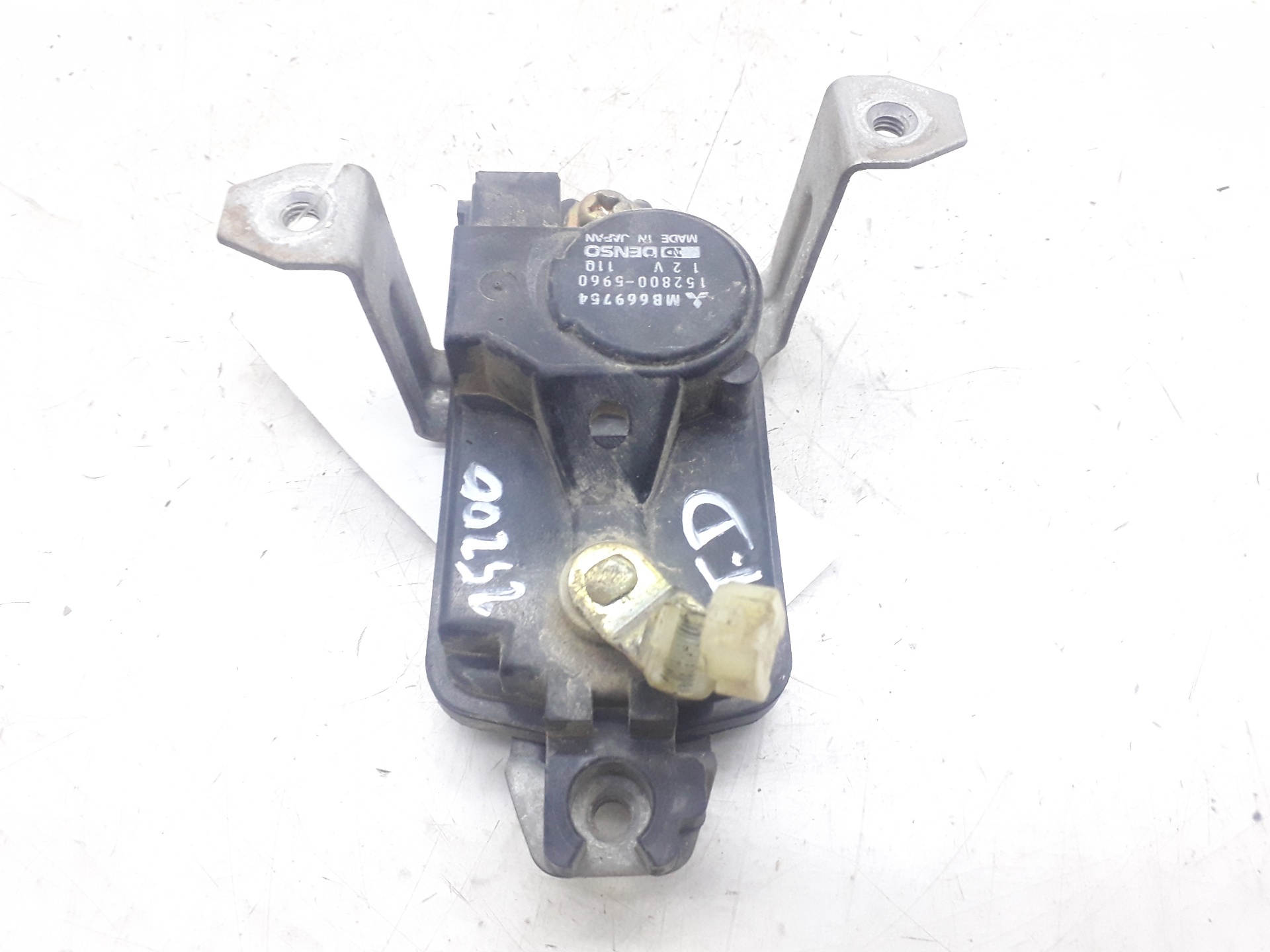 MITSUBISHI Pajero 2 generation (1991-1999) Unitate de control închidere centralizată MB669754 24112965