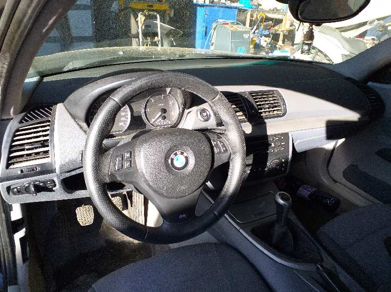 BMW 1 Series E81/E82/E87/E88 (2004-2013) Масляный радиатор 7787698 18580988