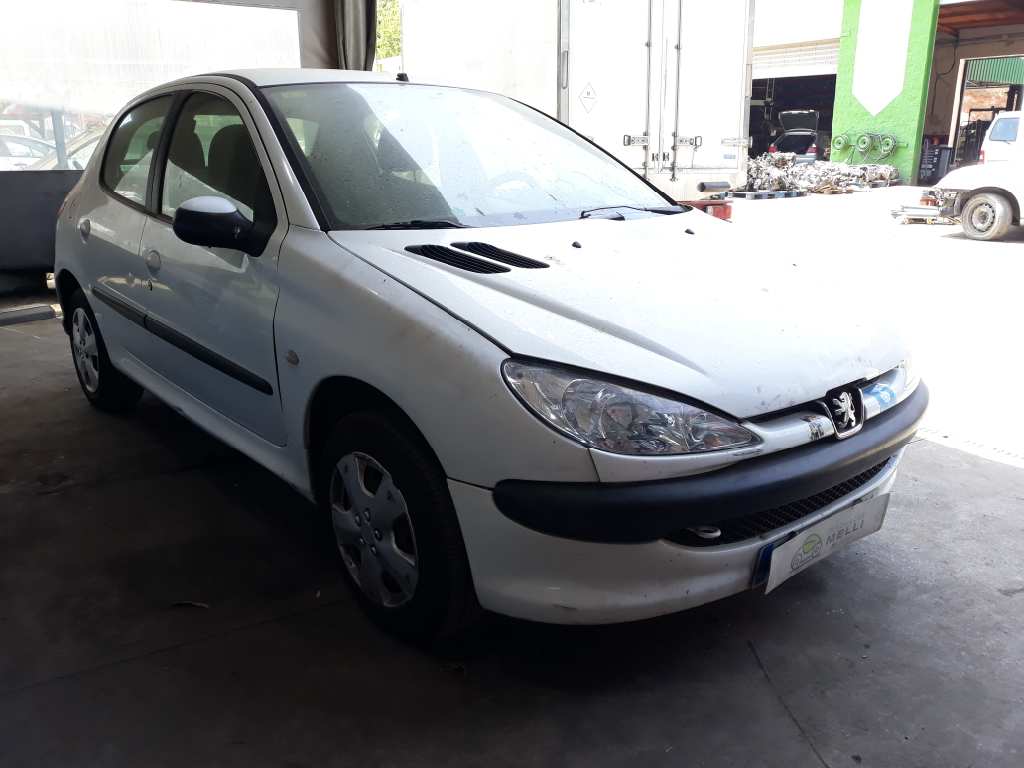 PEUGEOT 206 1 generation (1998-2009) Fram vänster strålkastare 89000521 27134677