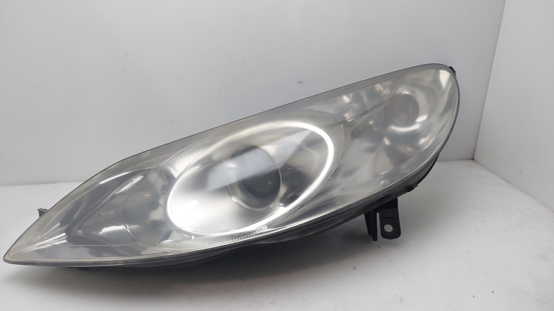 PEUGEOT 407 1 generation (2004-2010) Front Left Headlight 620868 25740143