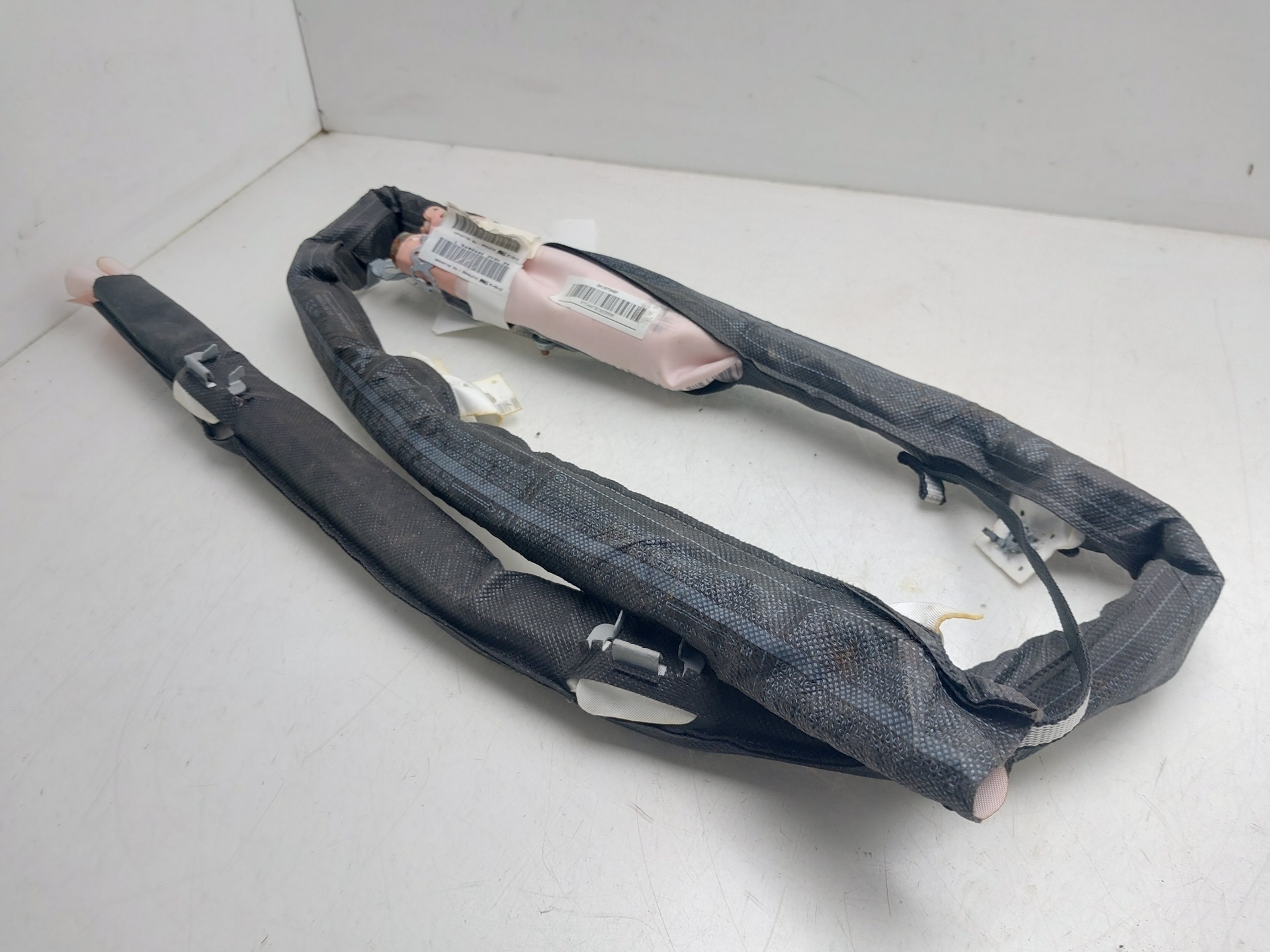 Front curtain airbag lh 5G01 9811504680 de Peugeot 3008 suv (mc_, mr_, mj_, m4_) 2016-0 165 CV con 44390 km - pieza usada
