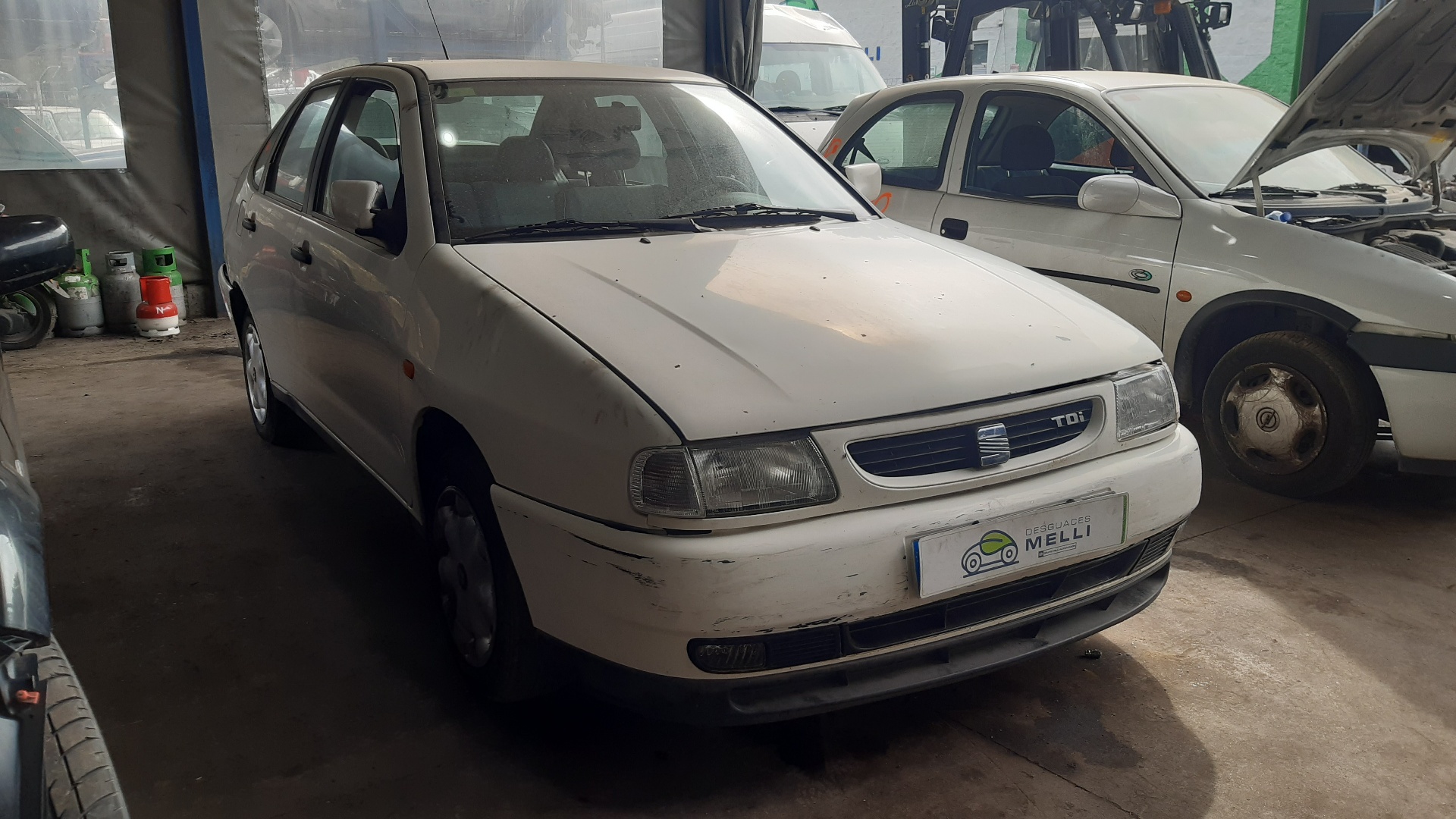 SEAT Ibiza 2 generation (1993-2002) Турбокомпресор 028145701J 18737302