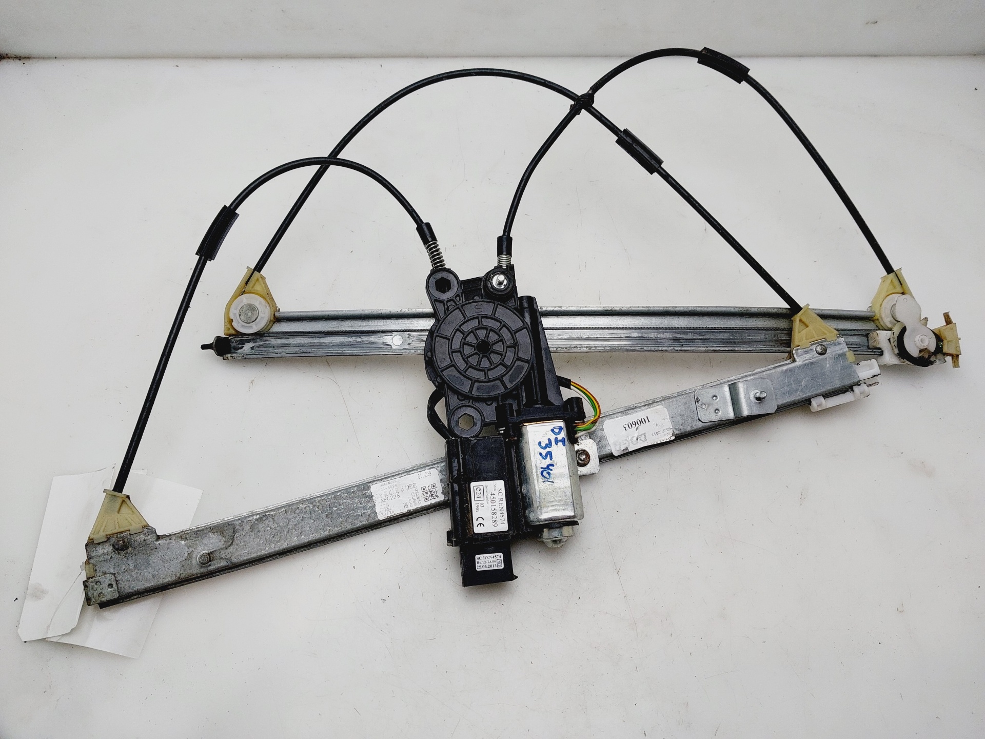 RENAULT Laguna 2 generation (2001-2007) Front Left Door Window Regulator 8200722832 26579638