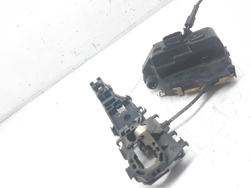 RENAULT Megane 3 generation (2008-2020) Front Right Door Lock 8200027779 18416666