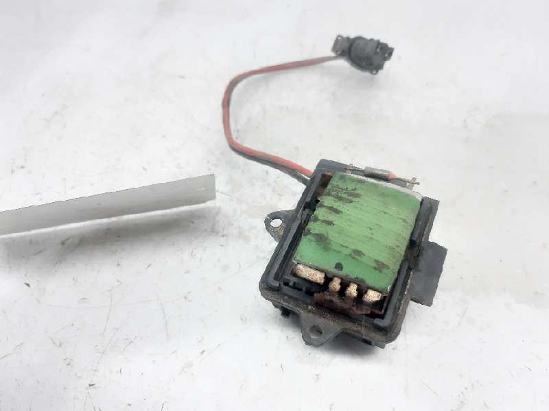 RENAULT Clio 3 generation (2005-2012) Interior Heater Resistor 141003 24128346