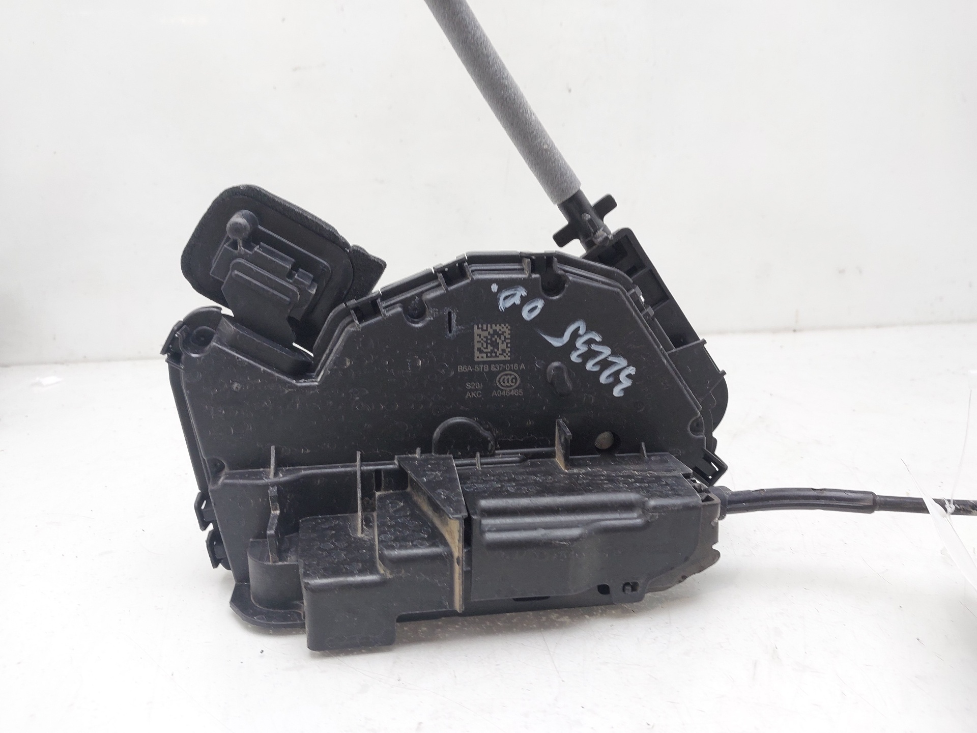 SEAT Alhambra 2 generation (2010-2021) Front Right Door Lock 5TB837016A 22834476