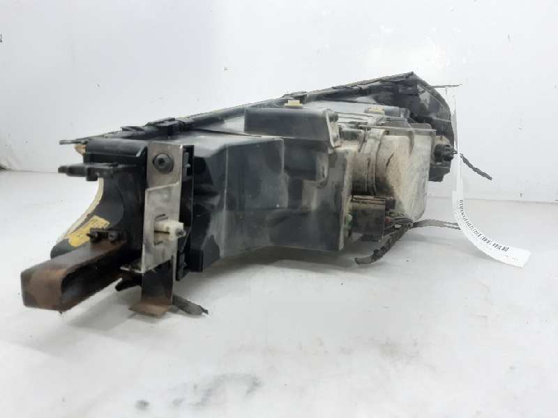 Faro derecho RFN 1305219078 de Ford Mondeo ii sedán (bfp) 1996-2000 90 CV - pieza usada