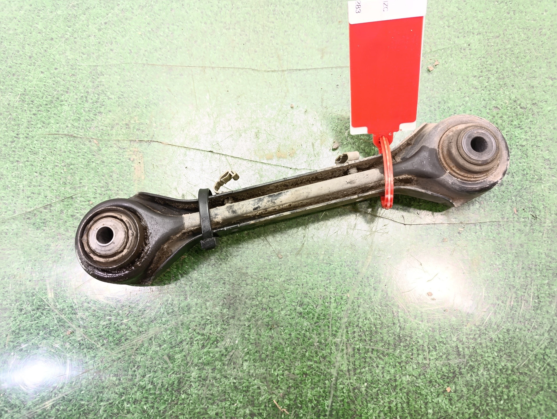 Brazo de la suspensión inferior trasero izquierdo 204D4 33326763473 de Bmw 3 (e90) 2007-2010 - pieza usada