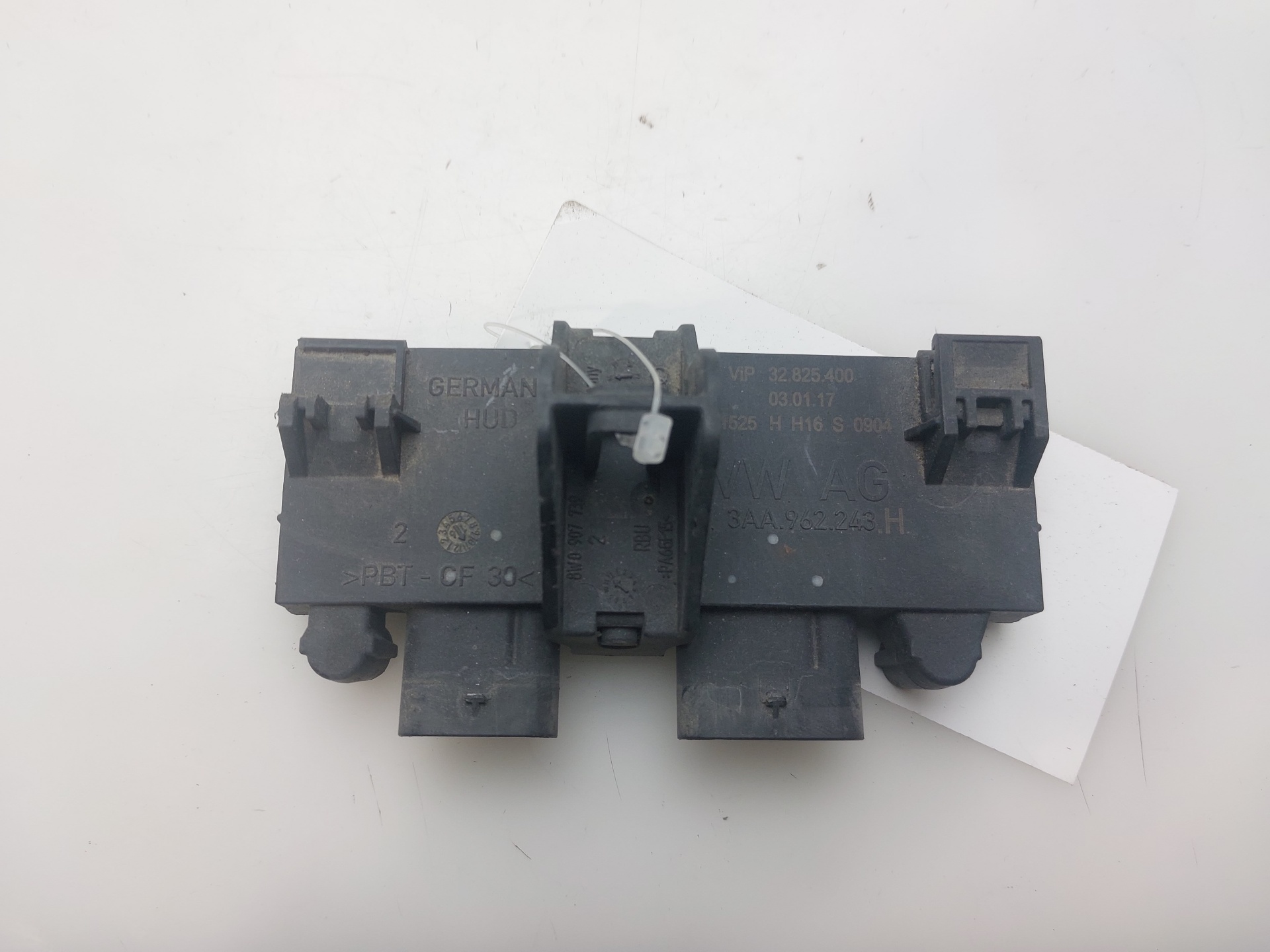 AUDI A4 B9/8W (2015-2024) Other Control Units 3AA962243 25698268