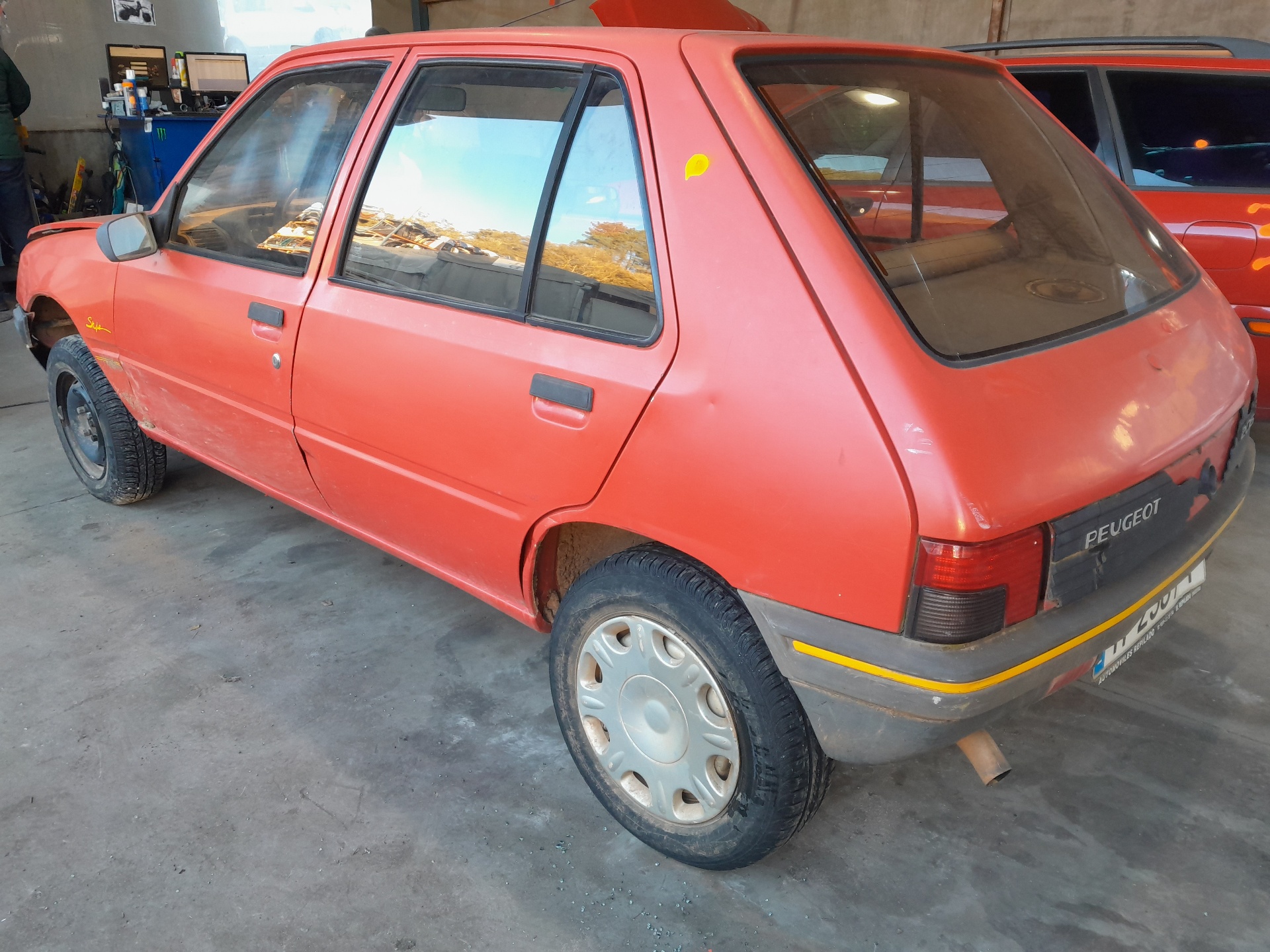 PEUGEOT 205 1 generation (1983-1998) Front venstre dør utvendig håndtak 910173 22487696