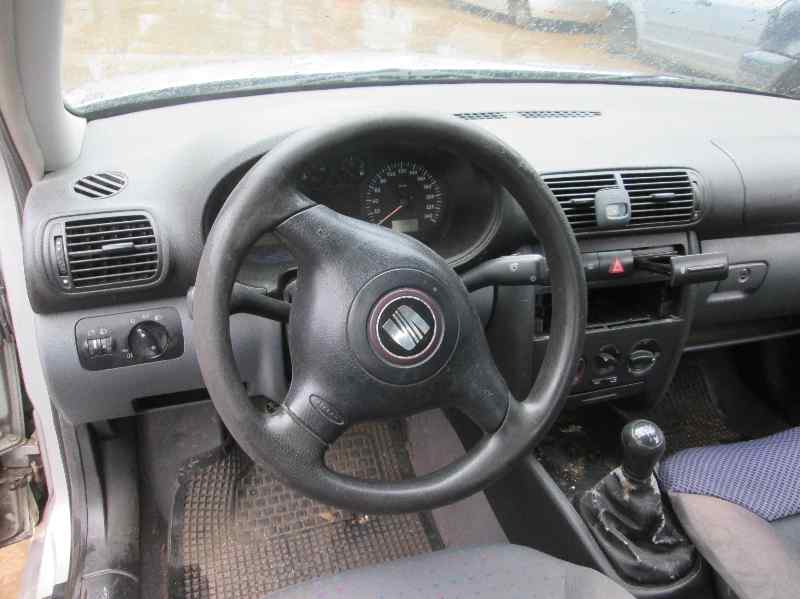 SEAT Toledo 2 generation (1999-2006) Стартер 020911023F 20139975