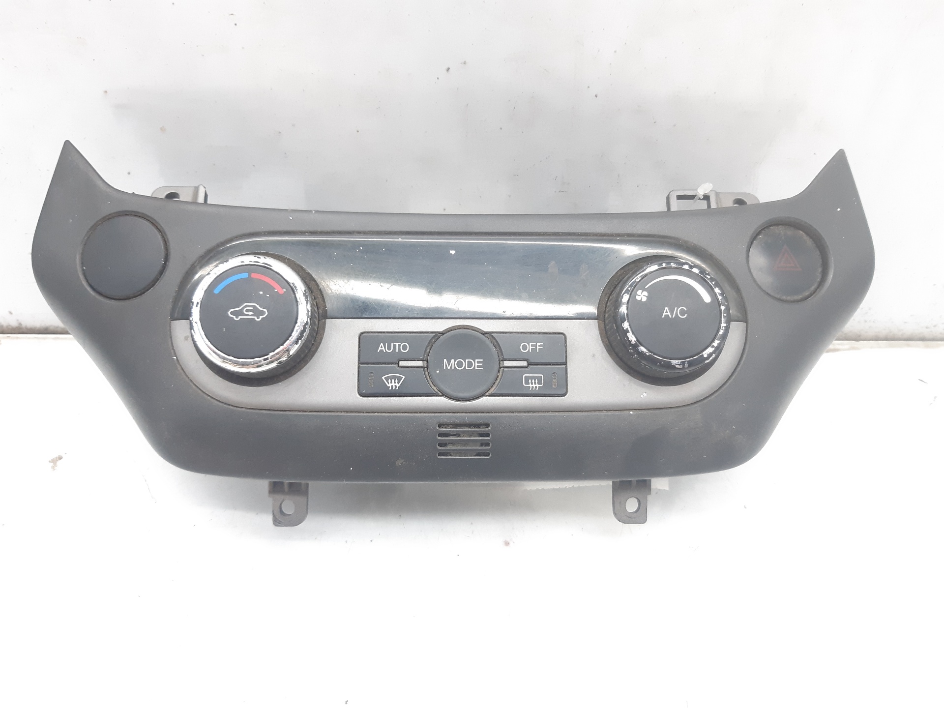 FORD USA Aveo T200 (2003-2012) Unité de climatisation 96437402 24050590