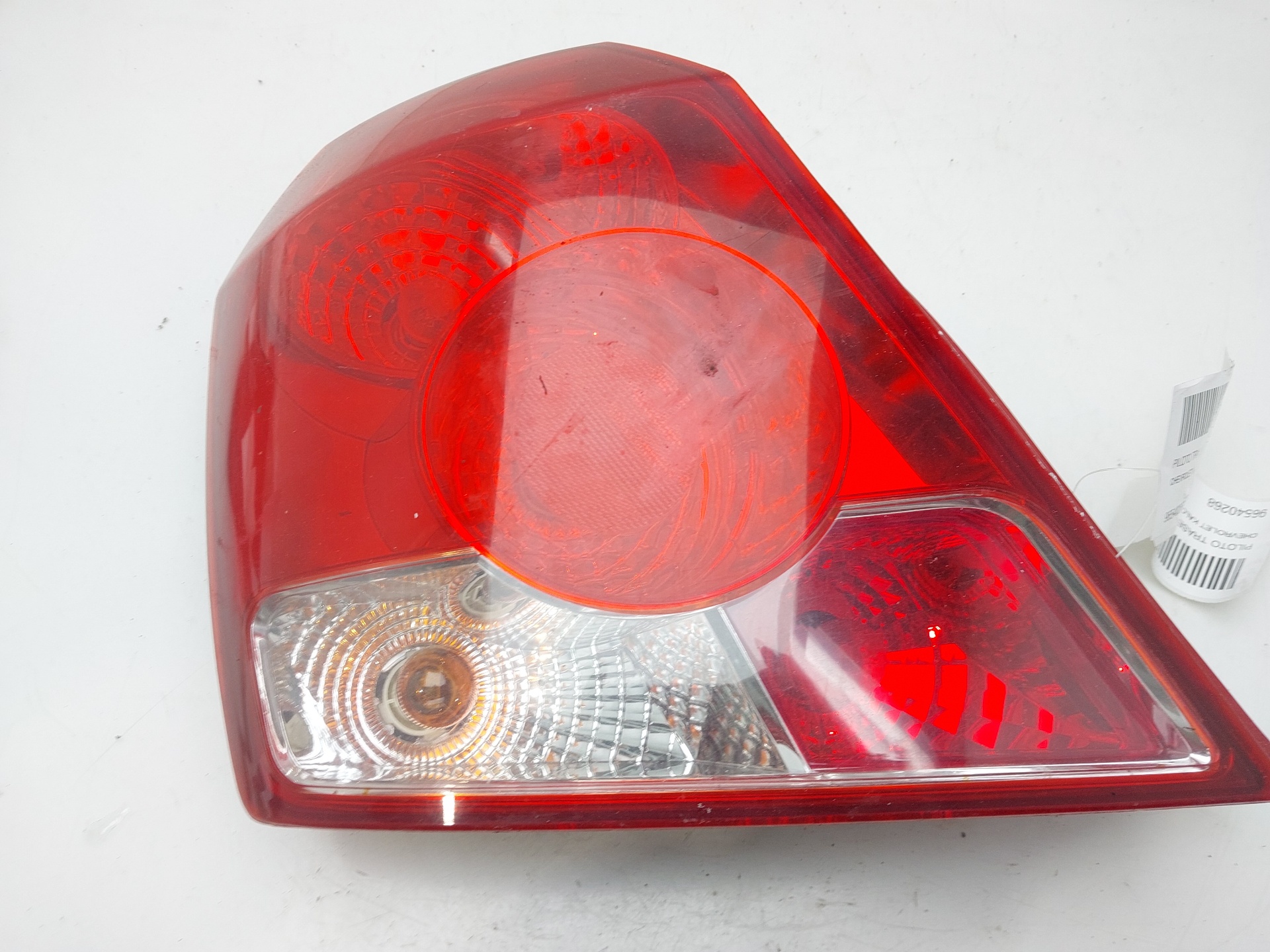 Rear lamp lh F14D3 96540268 de Chevrolet Aveo / kalos hatchback (t200) 2003-0 94 CV con 127092 km