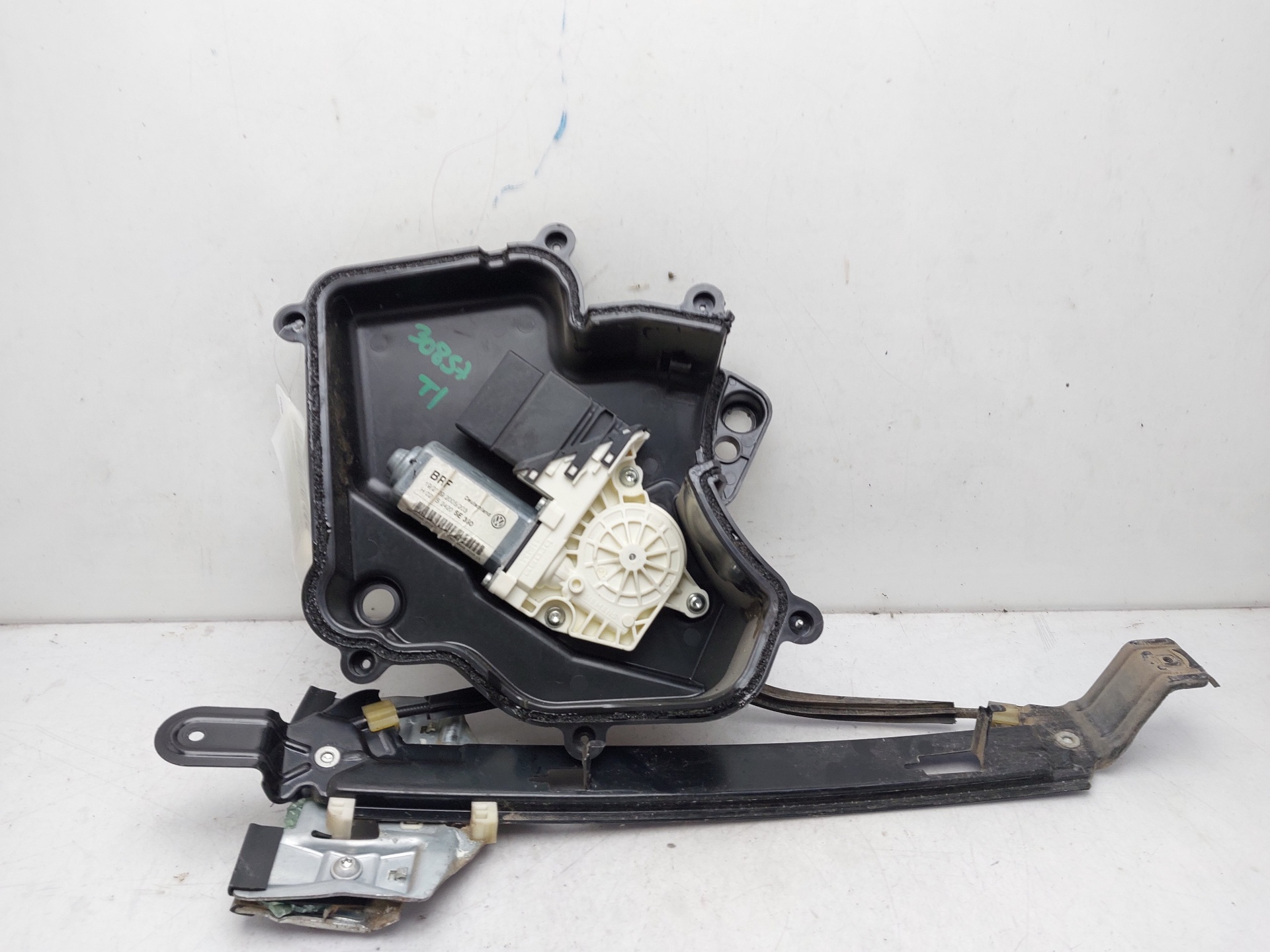 SEAT Leon 2 generation (2005-2012) Rear left door window lifter 1P0867443A 23014932