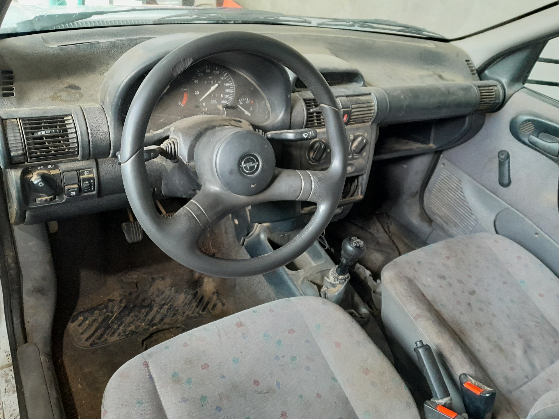 OPEL Combo B (1993-2001) Другие внутренние детали 90388606 20147653