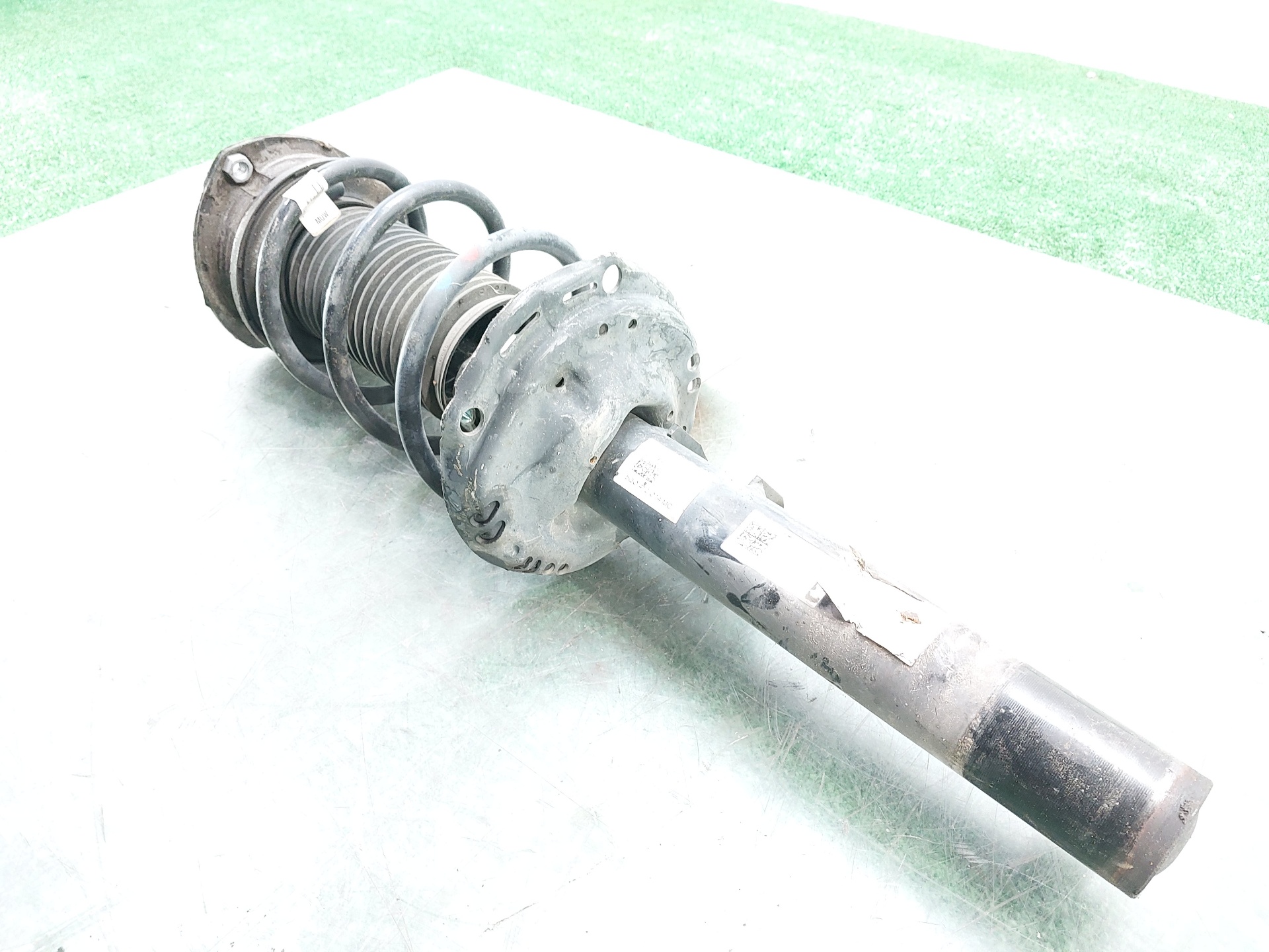 VOLKSWAGEN Golf 7 generation (2012-2024) Front Left Shock Absorber 5Q0413023FH 22657340