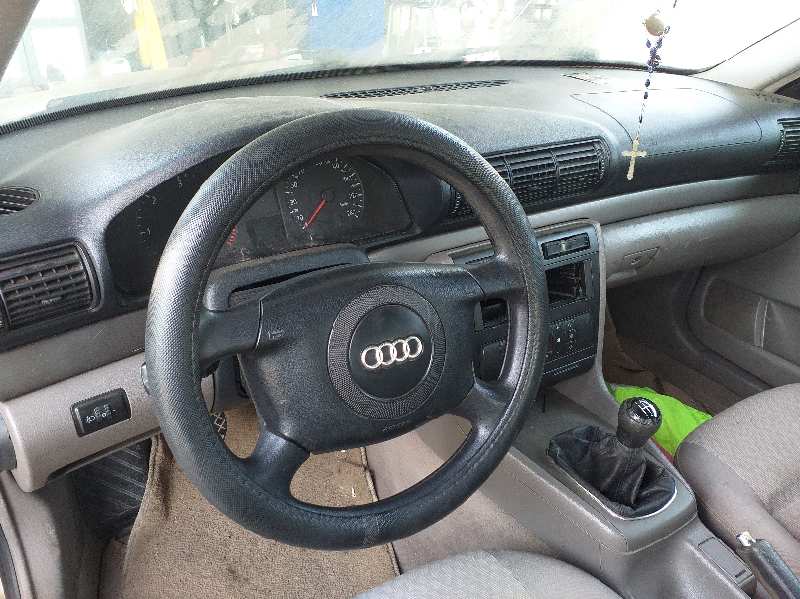 AUDI A4 B5/8D (1994-2001) Priekinių dešinių durų veidrodis RS0225402 18426453